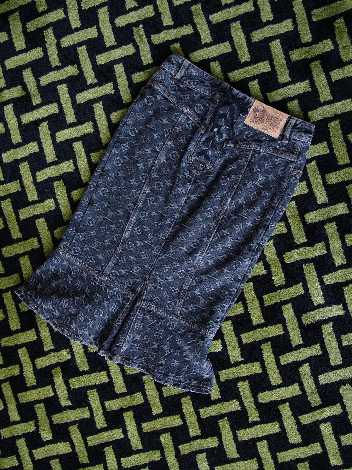Louis Vuitton LV Black Monogram Denim Bodycon Tie Skirt 36FR Size 26" / US 2 / IT 38 - 3 Thumbnail