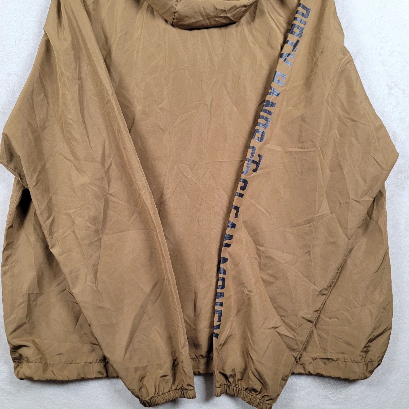 Vintage VINTAGE Windbreaker Money Theme Men's Jacket Zip Mustard XL Nylon Brown Dirty Hands Clean Money Shirt? Size US XL / EU 56 / 4 - 4 Thumbnail