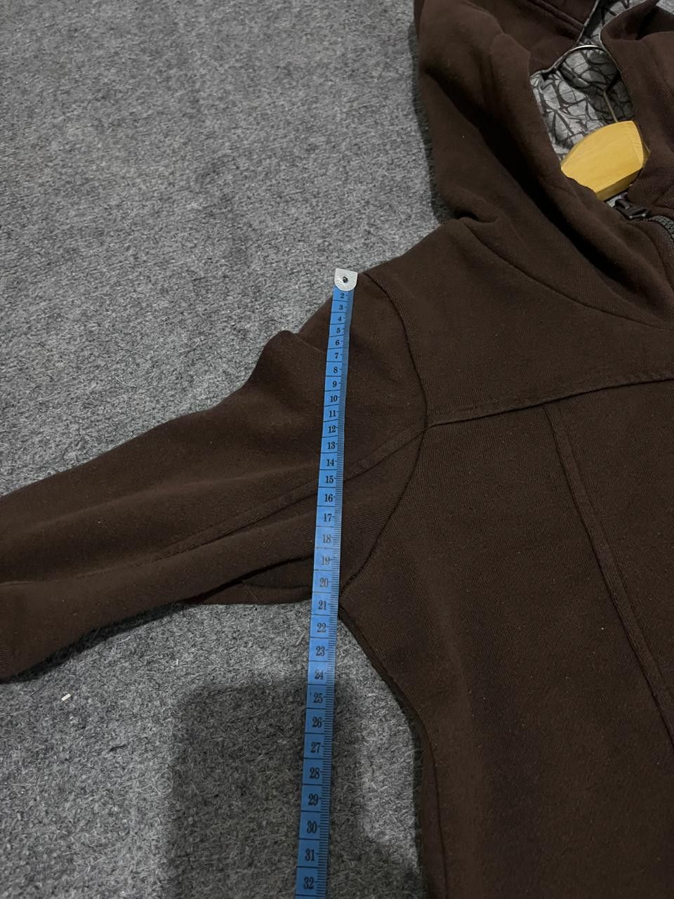 Japanese Brand Hoodie Zip-Up Dark Brown Maze Print Hood Lining Size US M / EU 48-50 / 2 - 7 Thumbnail
