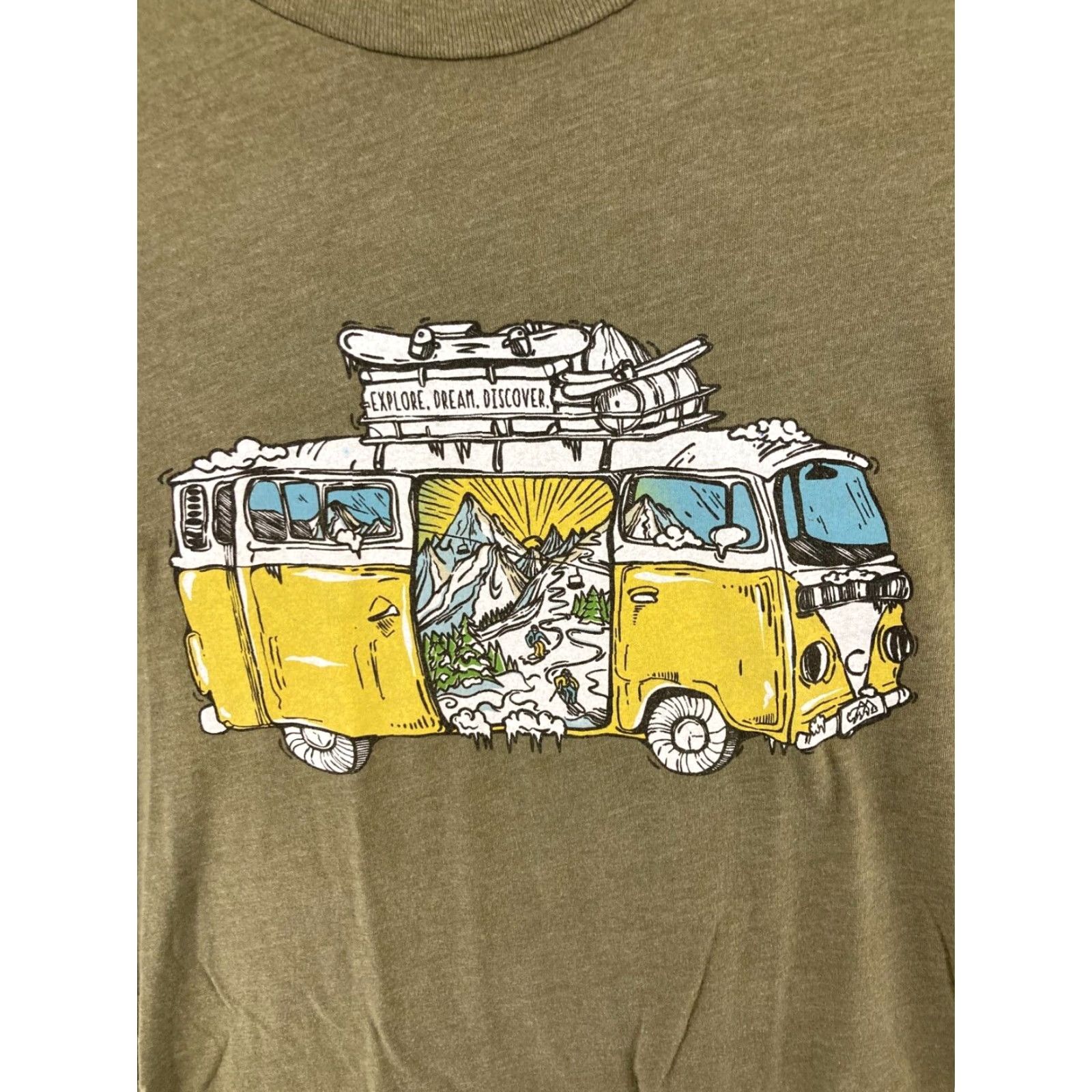 Vintage Hippie Bus Travel Shirt Adult Medium Green Short Sleeve Crew Neck Mens Size US M / EU 48-50 / 2 - 4 Thumbnail