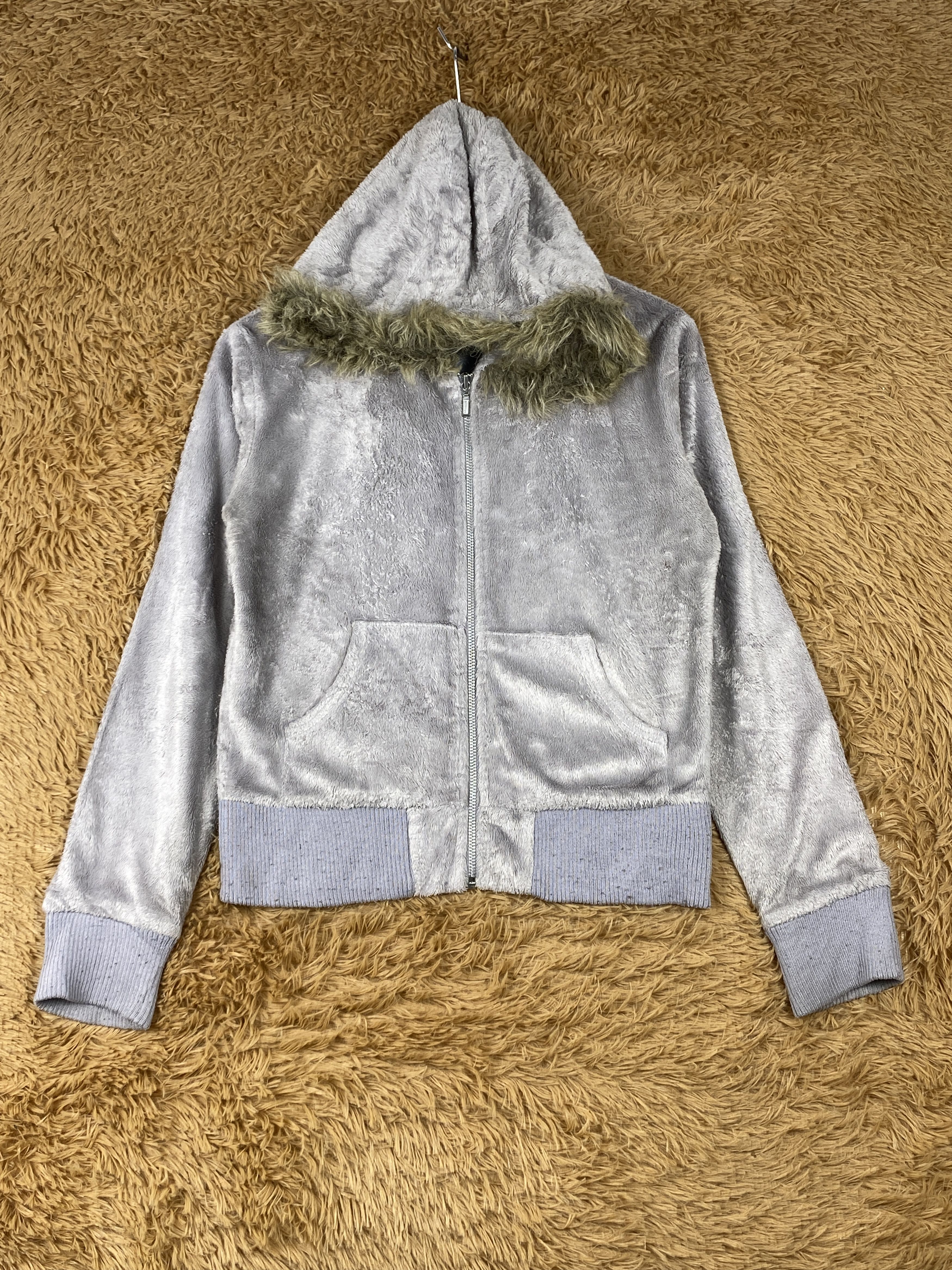 Japanese Brand Vintage Japanese Brand Hoodie Fleece Jacket J1907 Size US S / EU 44-46 / 1 - 1 Thumbnail