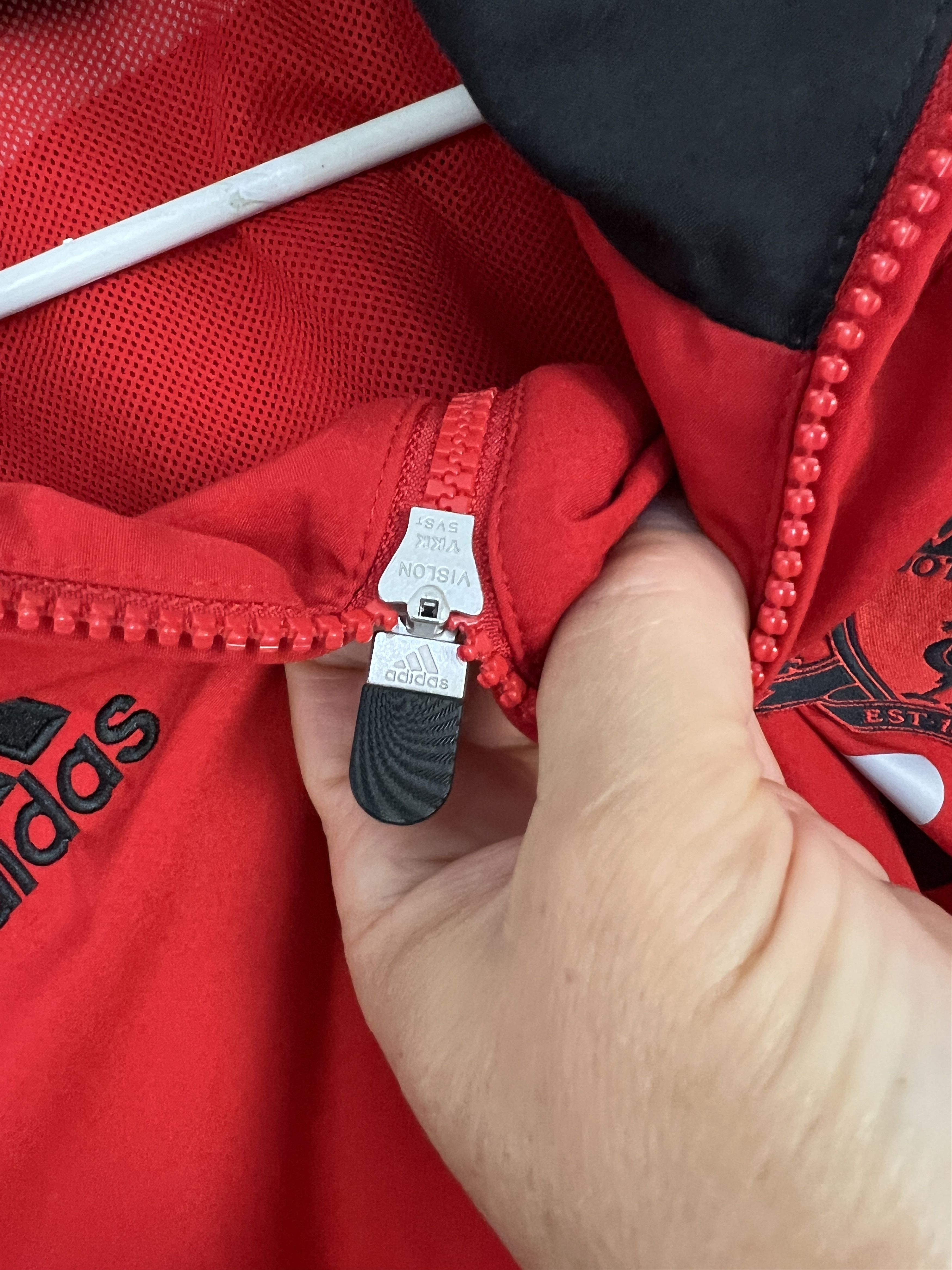 Adidas Vintage Adidas Liverpool Football Jacket Soccer Track Top Size US L / EU 52-54 / 3 - 4 Thumbnail