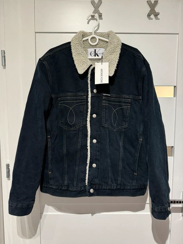 Calvin Klein Jeans Iconic Omega Sherpa Denim Jacket L NEW