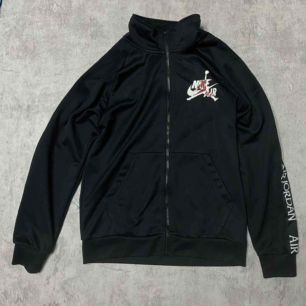 Nike Black and white Nike Air Jordan track jacket Size US S / EU 44-46 / 1 - 1 Thumbnail