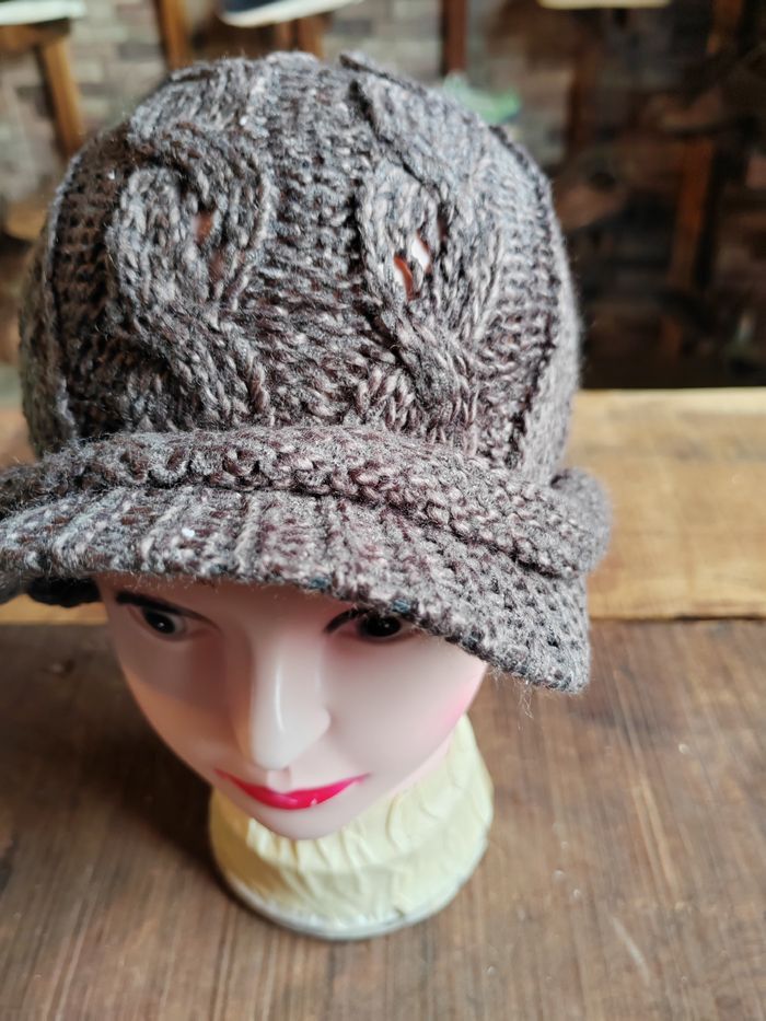 If Six Was Nine Vintage Japanese Style Punk Crochet Big Beanie Snowcap Size ONE SIZE - 3 Thumbnail