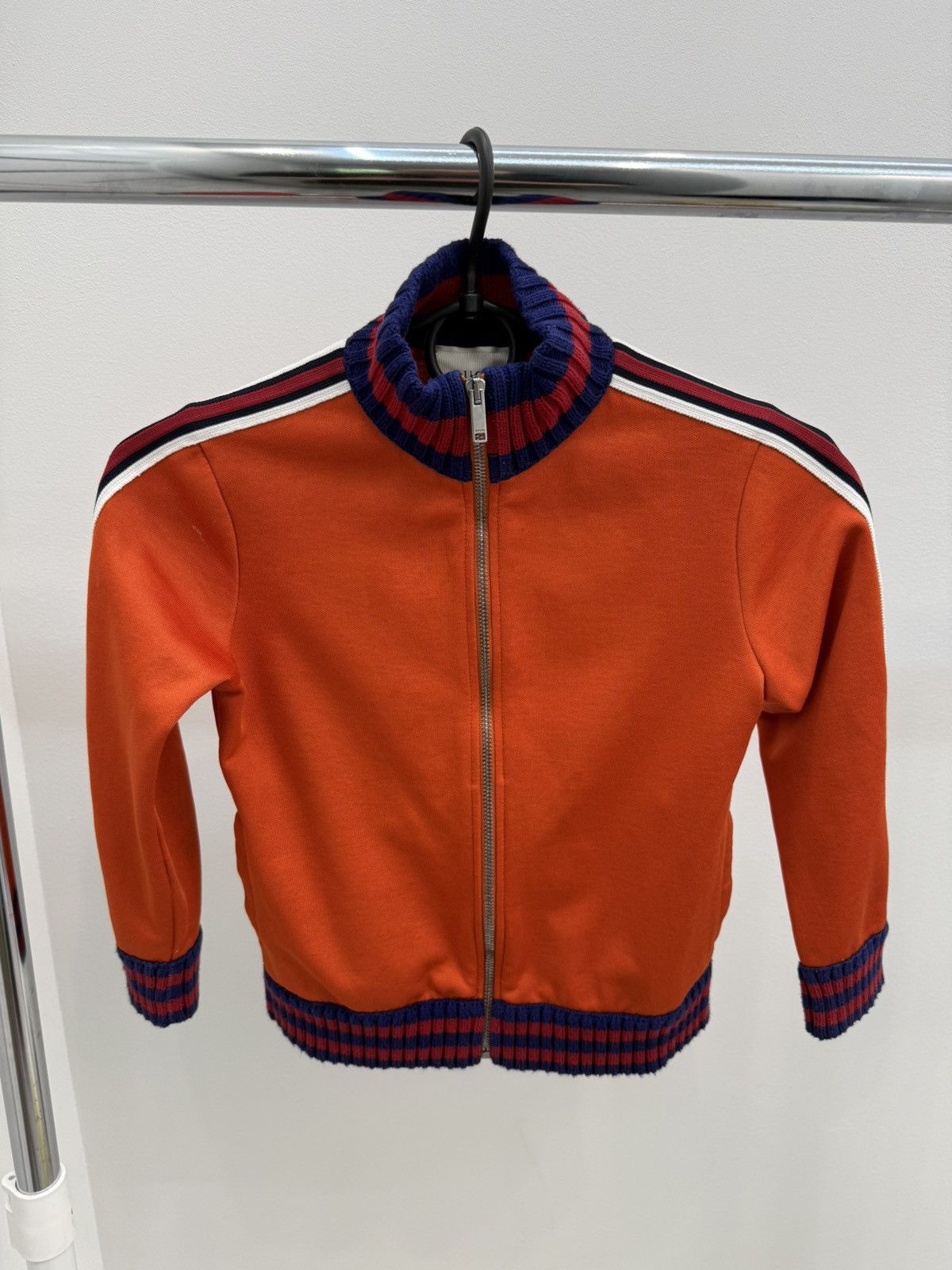キッズ　GUCCI タイガープリントジャケット Gucci Gucci Kids Tiger Logo Zip Truck Jacket | Grailed