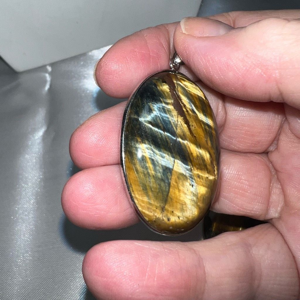 Vintage Set of Two Vintage Tiger Eye Pendants Size ONE SIZE - 5 Thumbnail