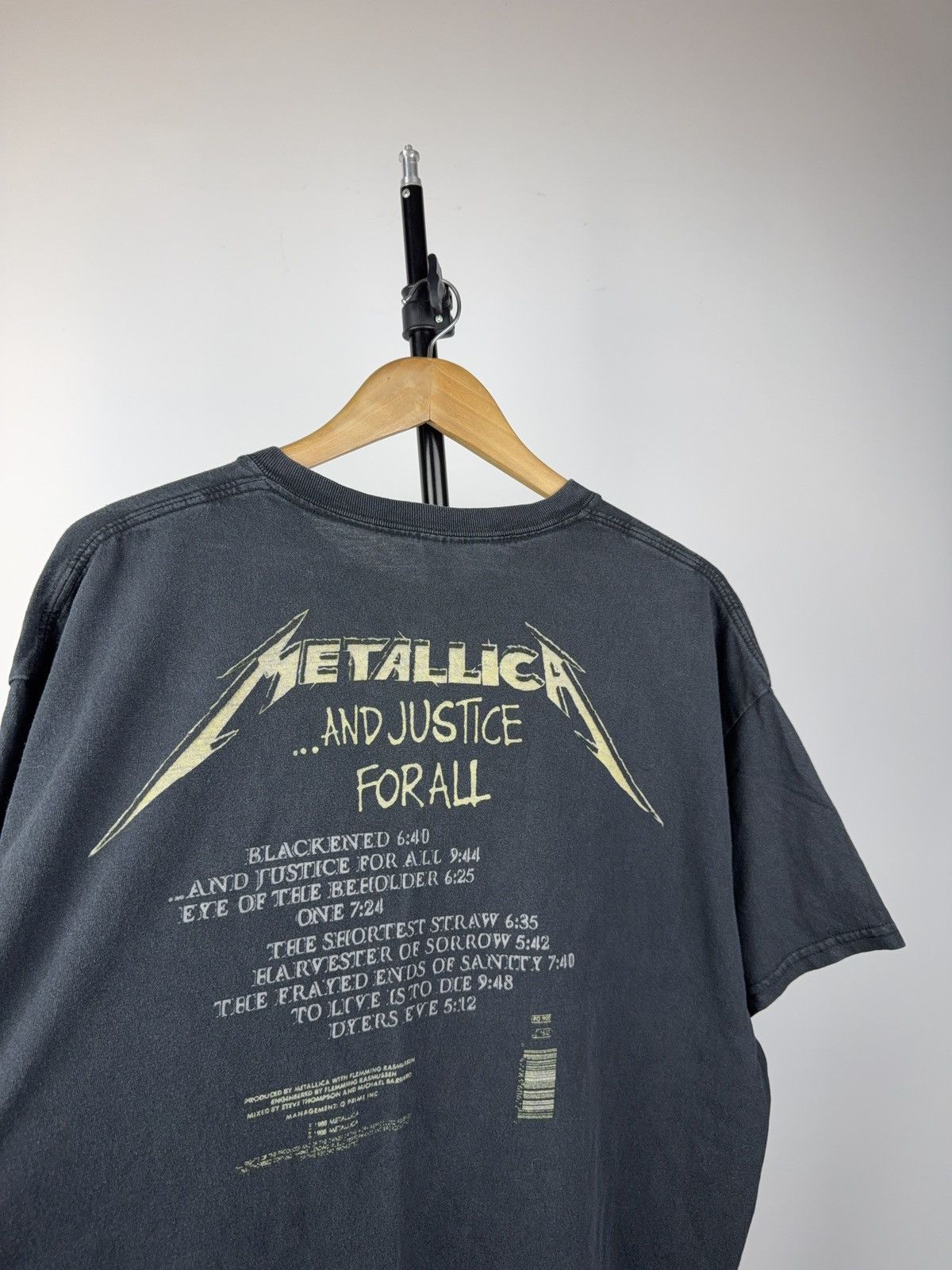 Metallica 00s Metallica And Justice For All Faded Band Tee Black Size US XL / EU 56 / 4 - 8 Thumbnail