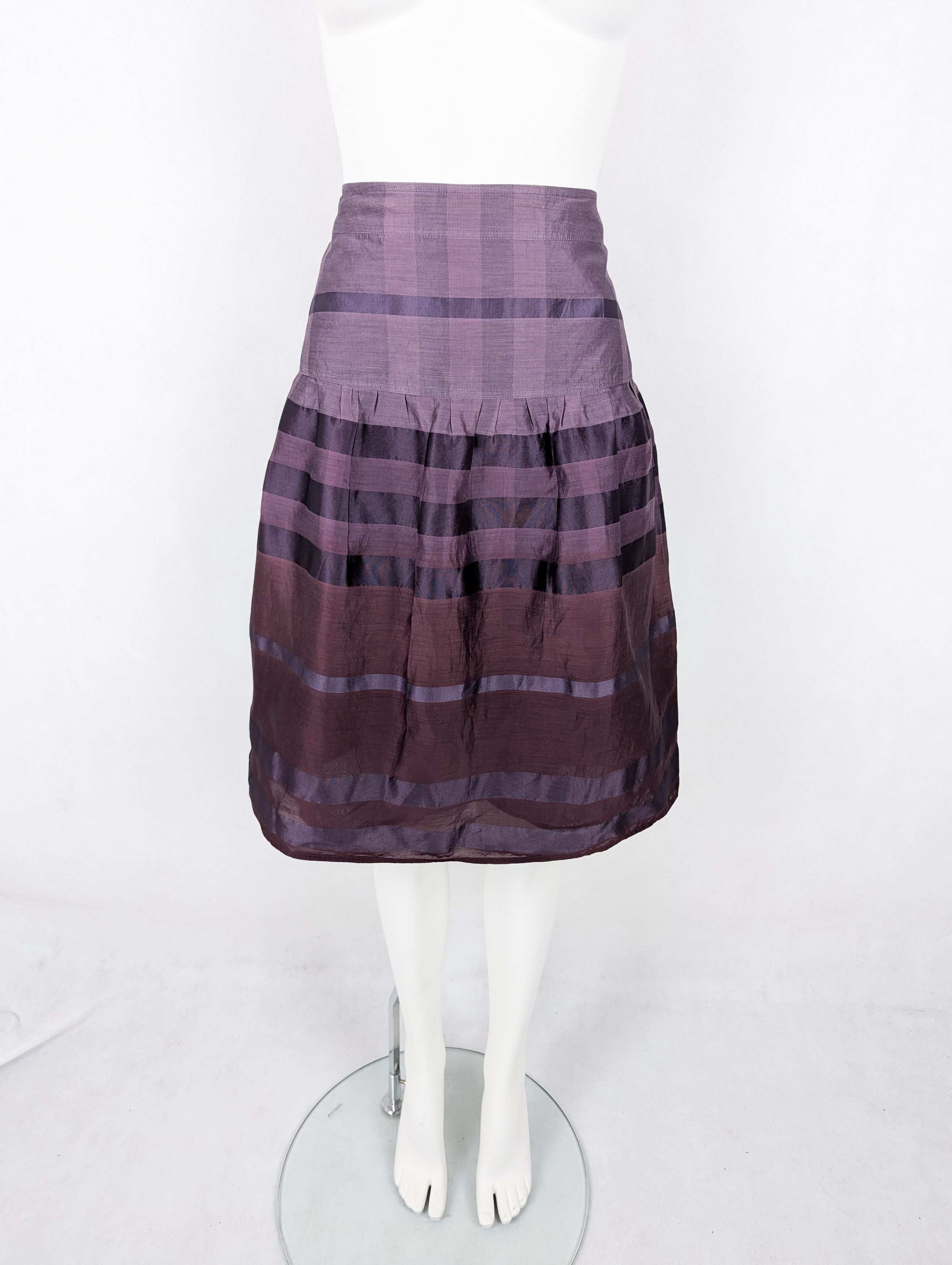 Burberry Burberry purple skirt Size 27" / US 4 / IT 40 - 1 Thumbnail
