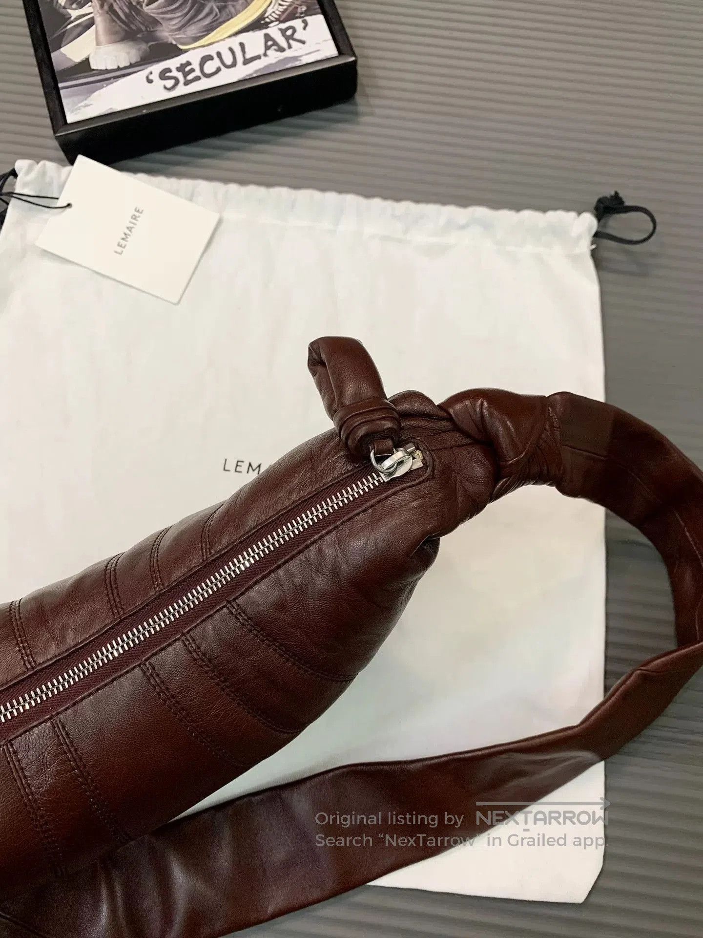 Lemaire Lemaire Small Croissant Crossbody Bag. Size ONE SIZE - 5 Thumbnail
