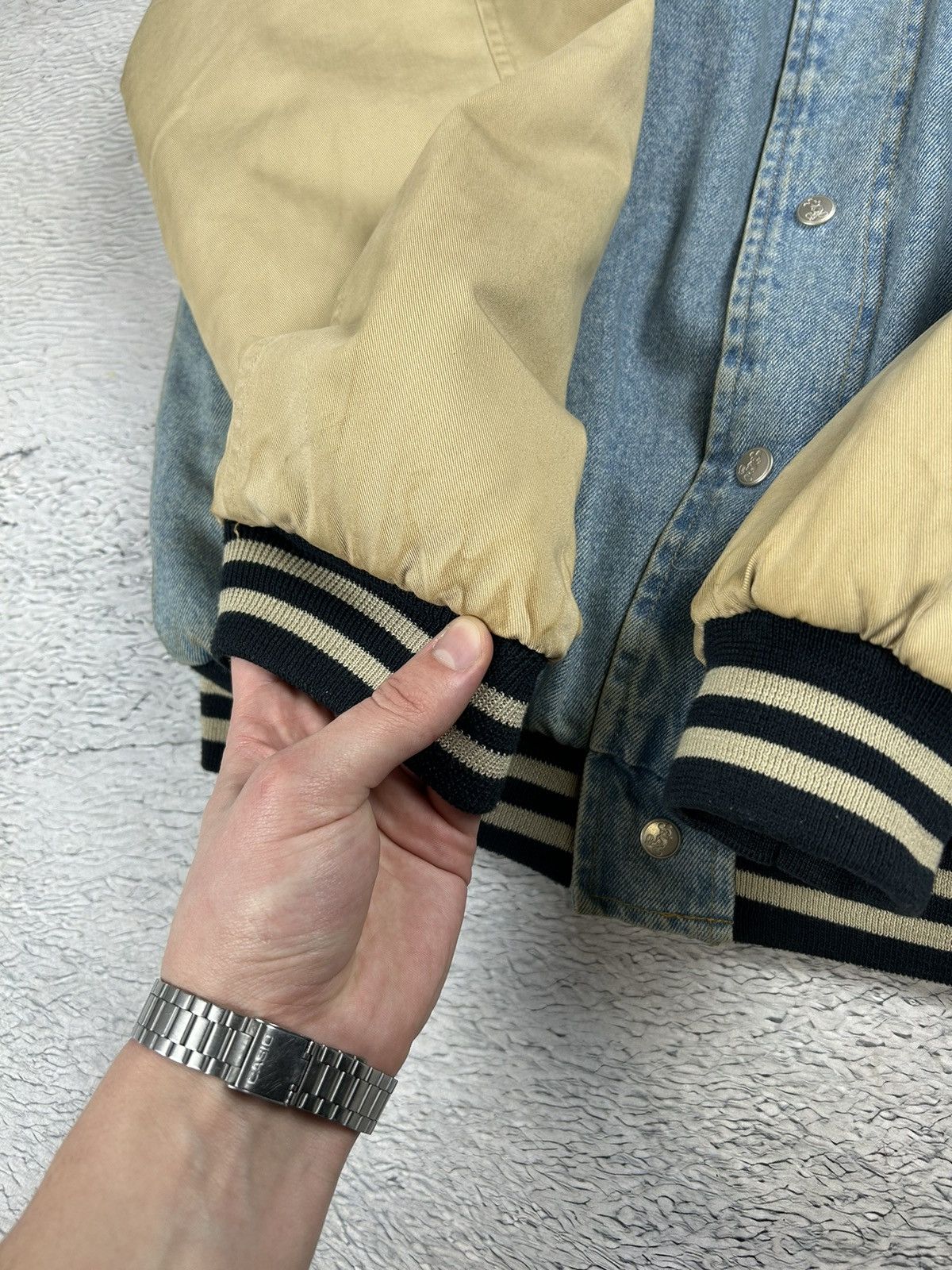 Disney Rare🔥 Mickey Mouse bomber Vintage denim jacket 90s Oversize Size US M / EU 48-50 / 2 - 16 Thumbnail
