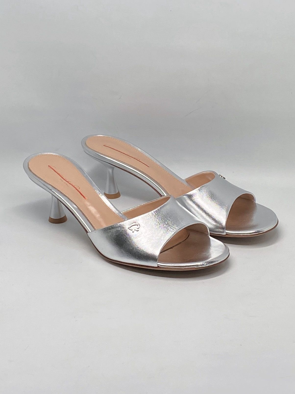 Gianvito Rossi Gianvito Rossi Ascent 55 Leather Mules size 36.5 Size US 6.5 / IT 36.5 - 4 Thumbnail