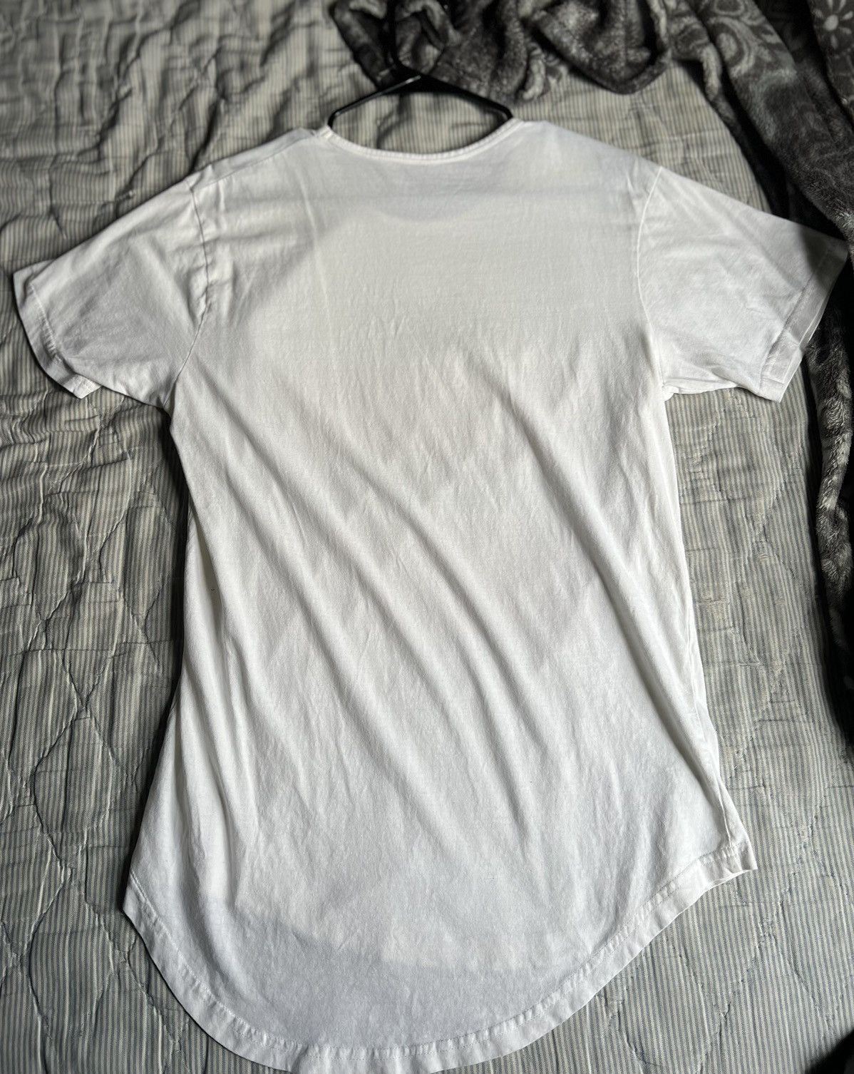 Logic Everybody T shirt (long bottom Size US M / EU 48-50 / 2 - 2 Thumbnail