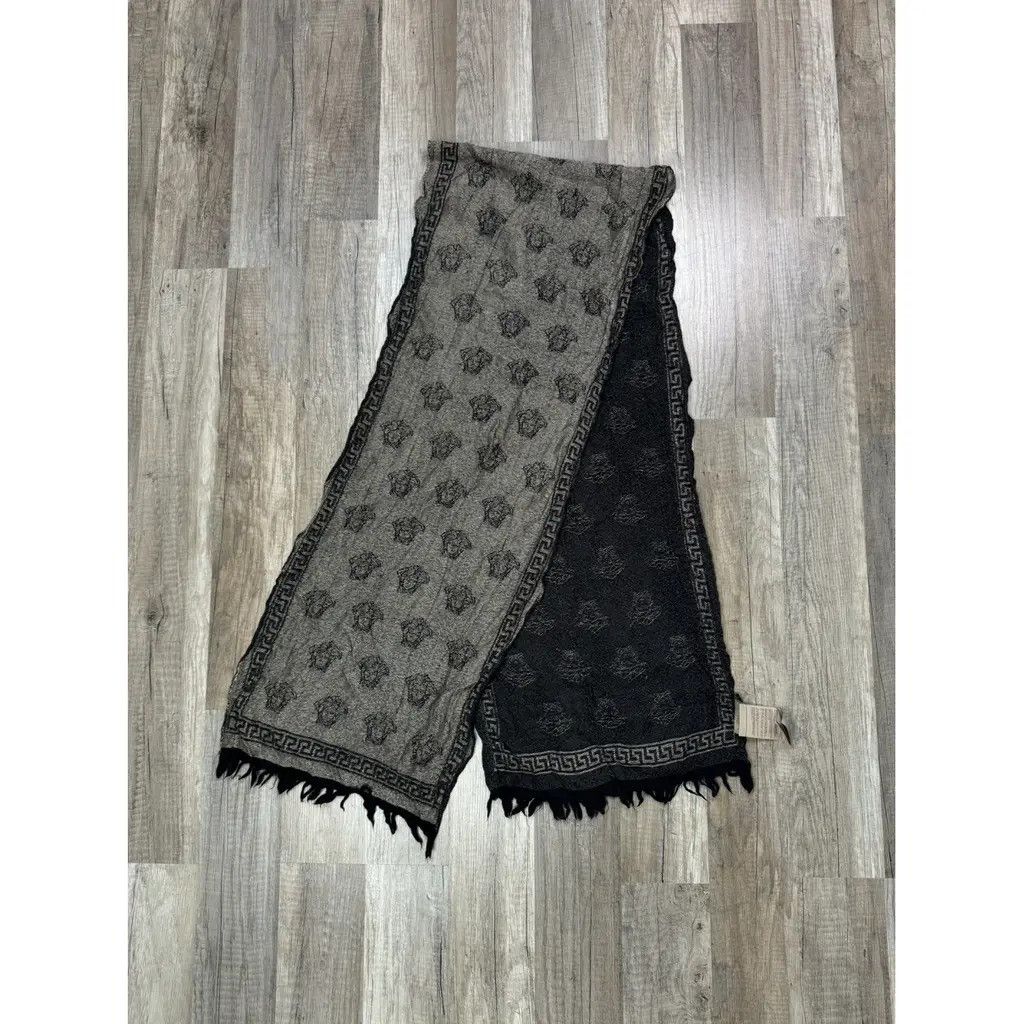 Versace Versace monogram scarf Measurements: 160x32cm Size ONE SIZE - 3 Thumbnail