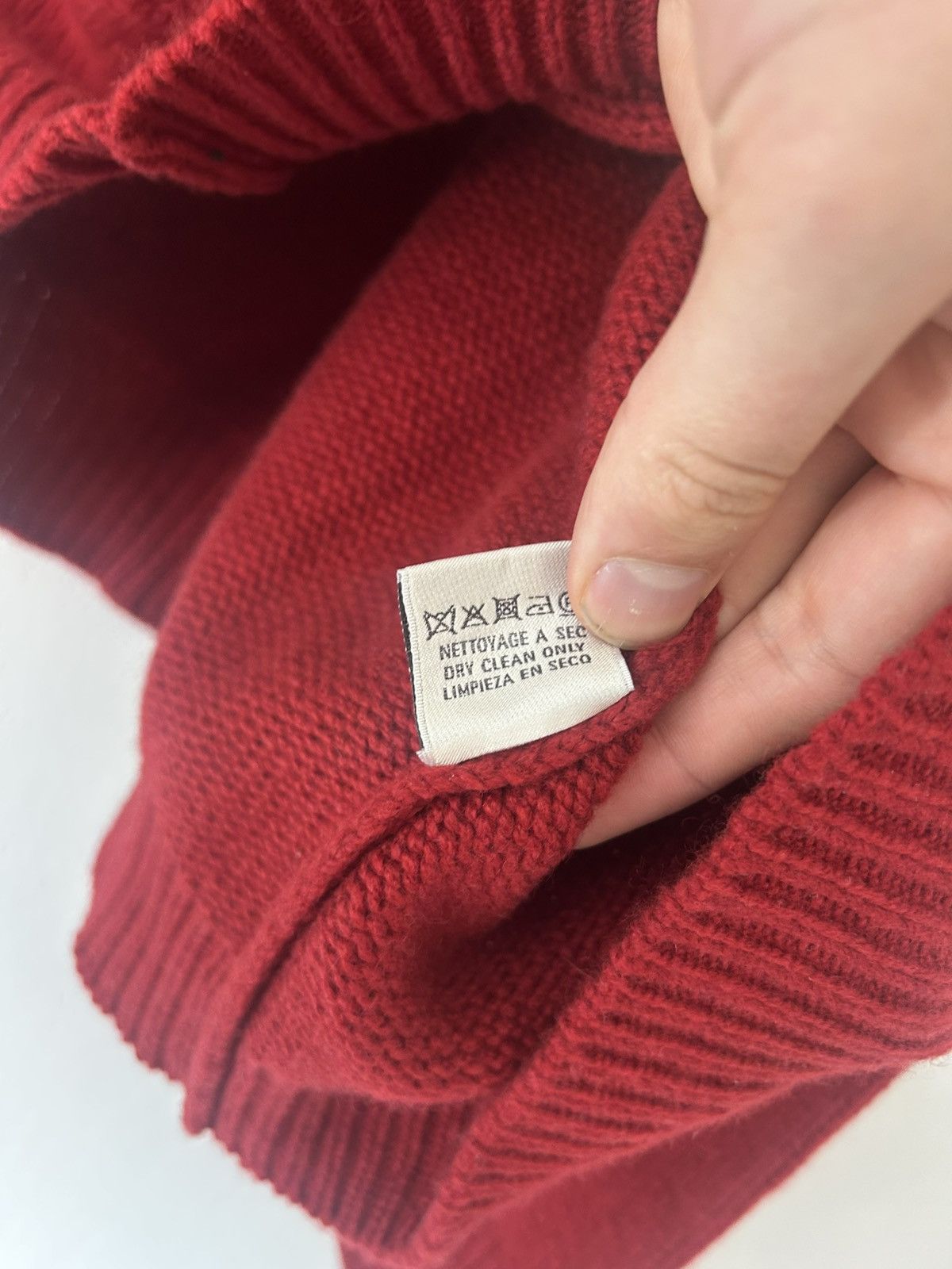 Hermes Red Cashmere V-Neck Sweater Size US L / EU 52-54 / 3 - 10 Thumbnail