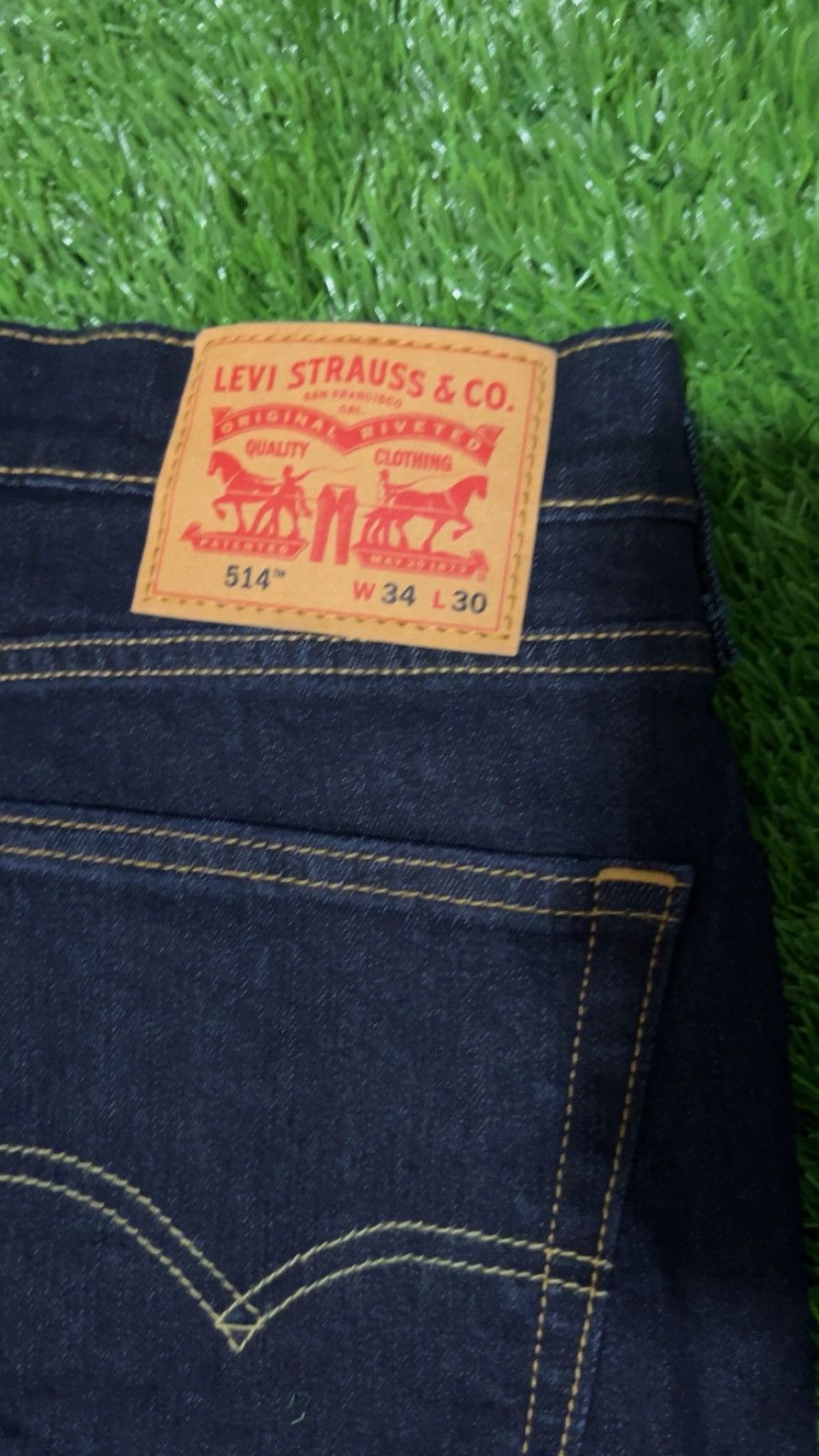 Levi's 514 dark blue jeans 34,30 Size US 34 / EU 50 - 3 Thumbnail