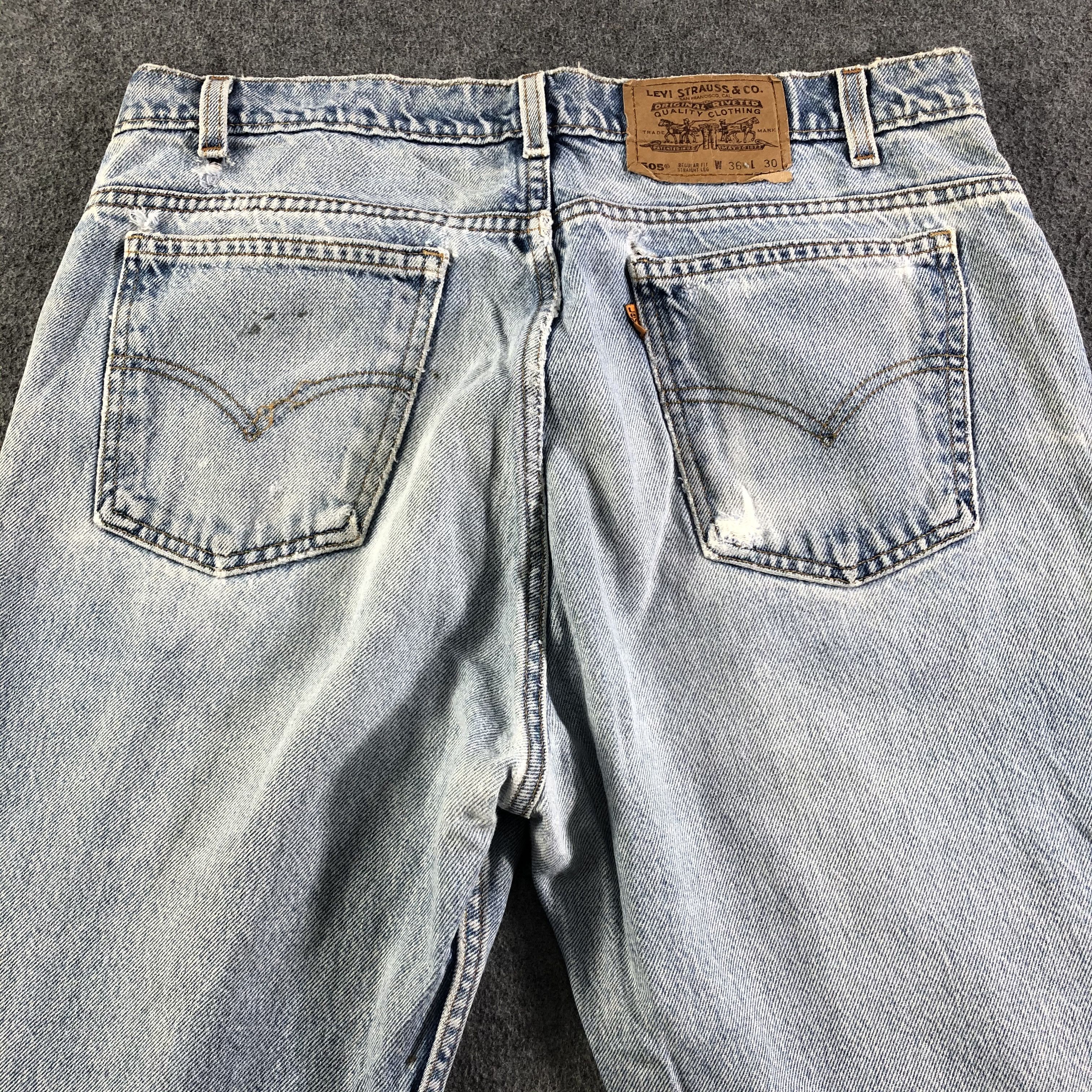 Levi's Vintage 90s Light Wash Levis 505 Jeans-J3013 Size US 35 - 4 Thumbnail