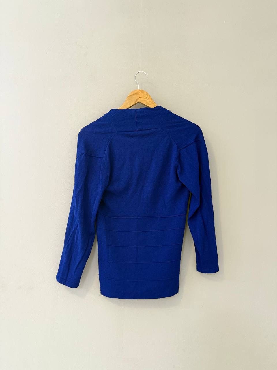 Miss Sixty Blouse Miss Sixty Avant-garde Blue JPG style long sleeve Size M / US 6-8 / IT 42-44 - 10 Thumbnail