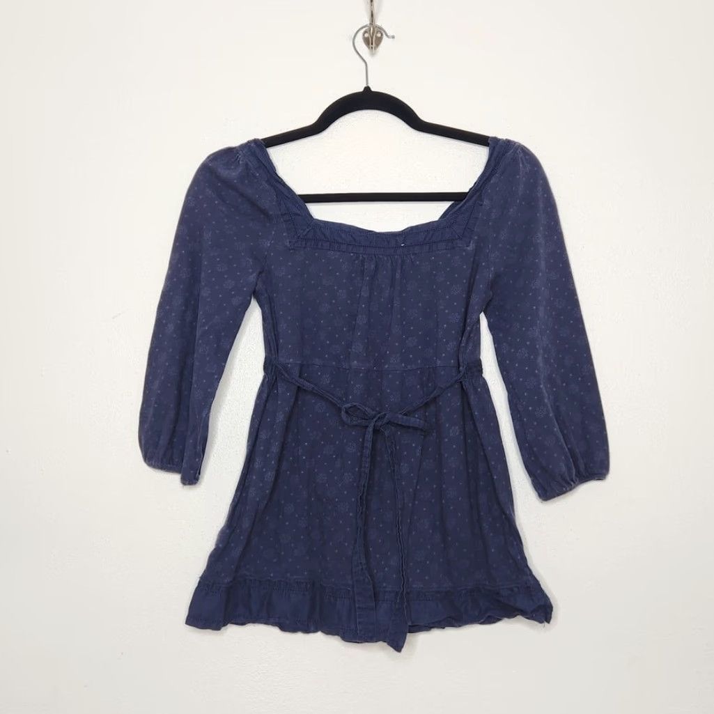 Vintage VINTAGE American Eagle T-Shirt Square Neck Tie Back Peplum Small Blue Floral Boho Y2K 90s Womens Small Blue Flowers Shirt Size S / US 4 / IT 40 - 5 Thumbnail
