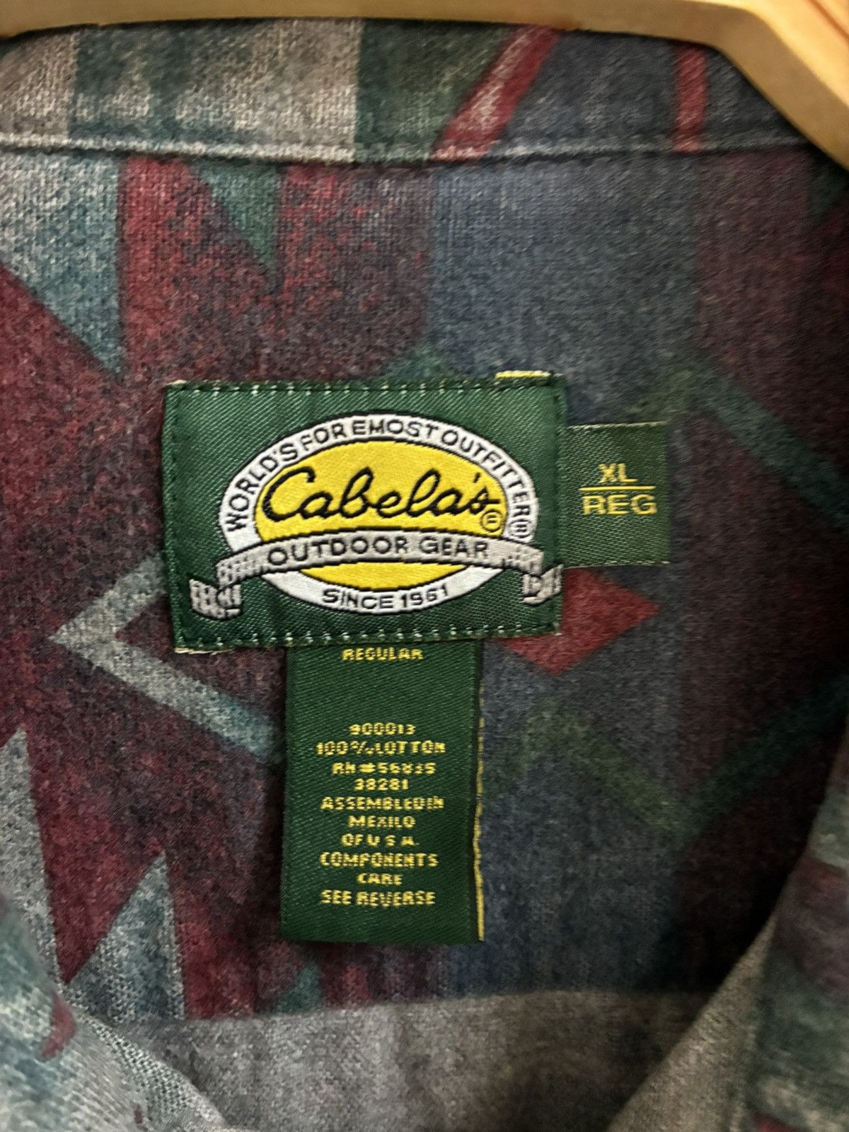 Cabelas Vintage 90s Cabela’s Outdoor Gear Navajo native button up Size US XL / EU 56 / 4 - 5 Thumbnail