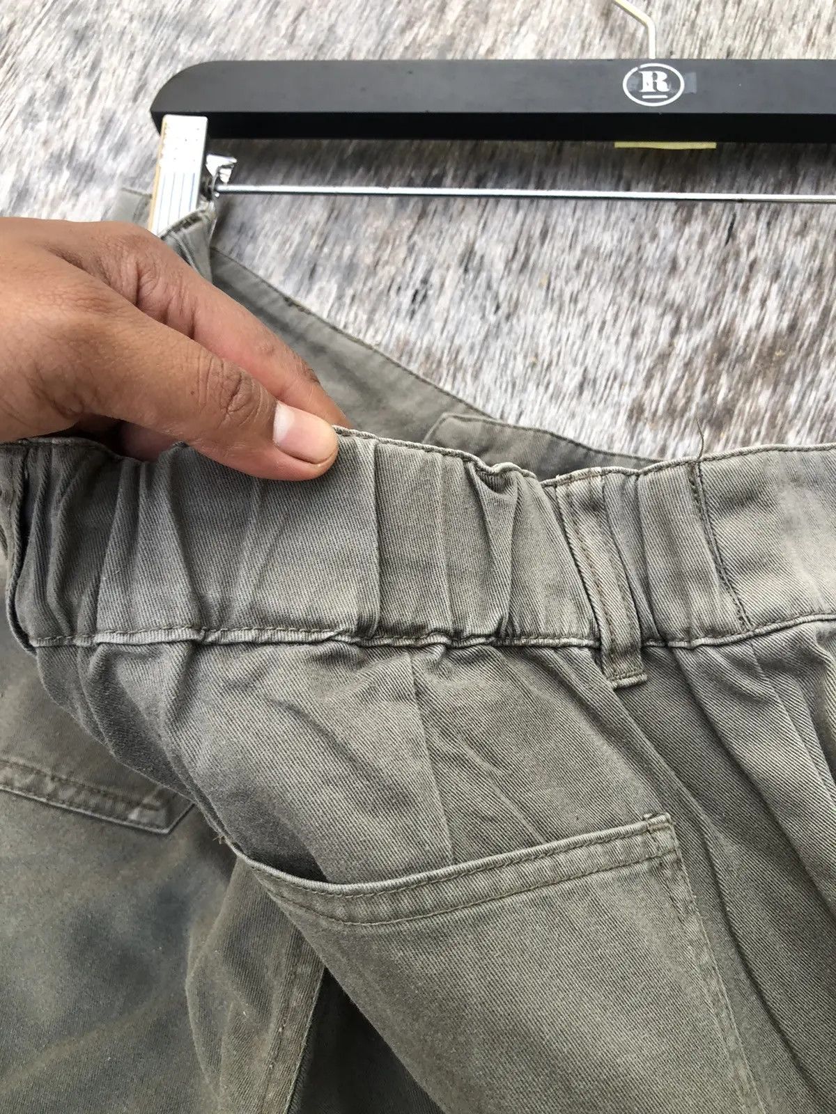 Beauty Beast × Japanese Brand Very Rare Cargo Multipocket Tactical Utility W28 x L36.5 Size US 28 / EU 44 - 15 Thumbnail