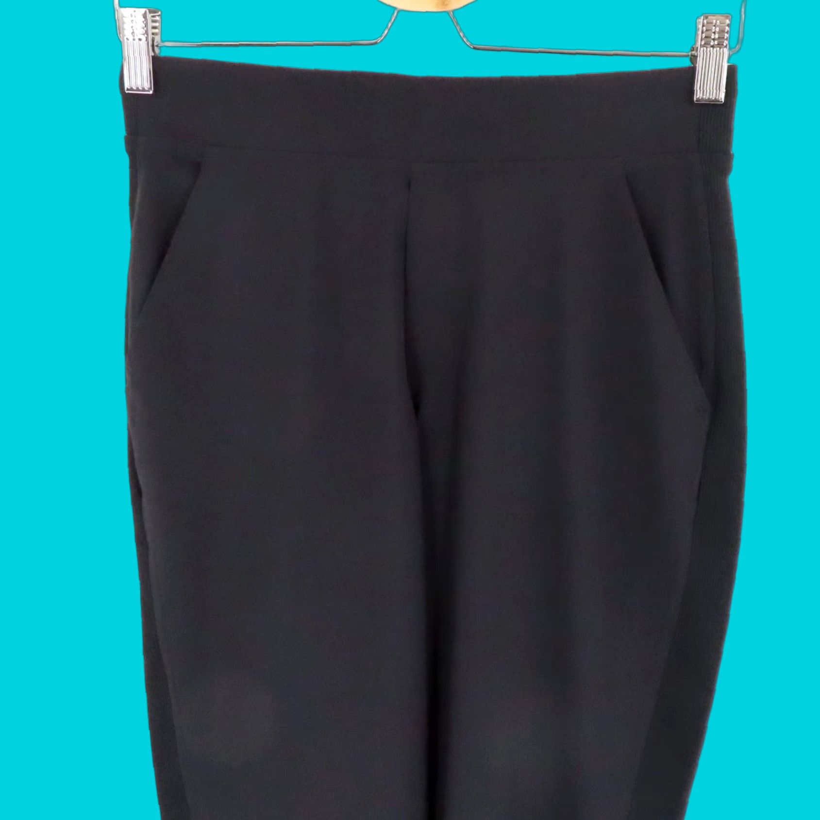 Athleta Athleta Women Brooklyn Mid Rise Ankle Pant Solid Black Pockets Activewear XS-Size 2 Regular Pants Athleisure Women Size 26" / US 2 / IT 38 - 1 Thumbnail