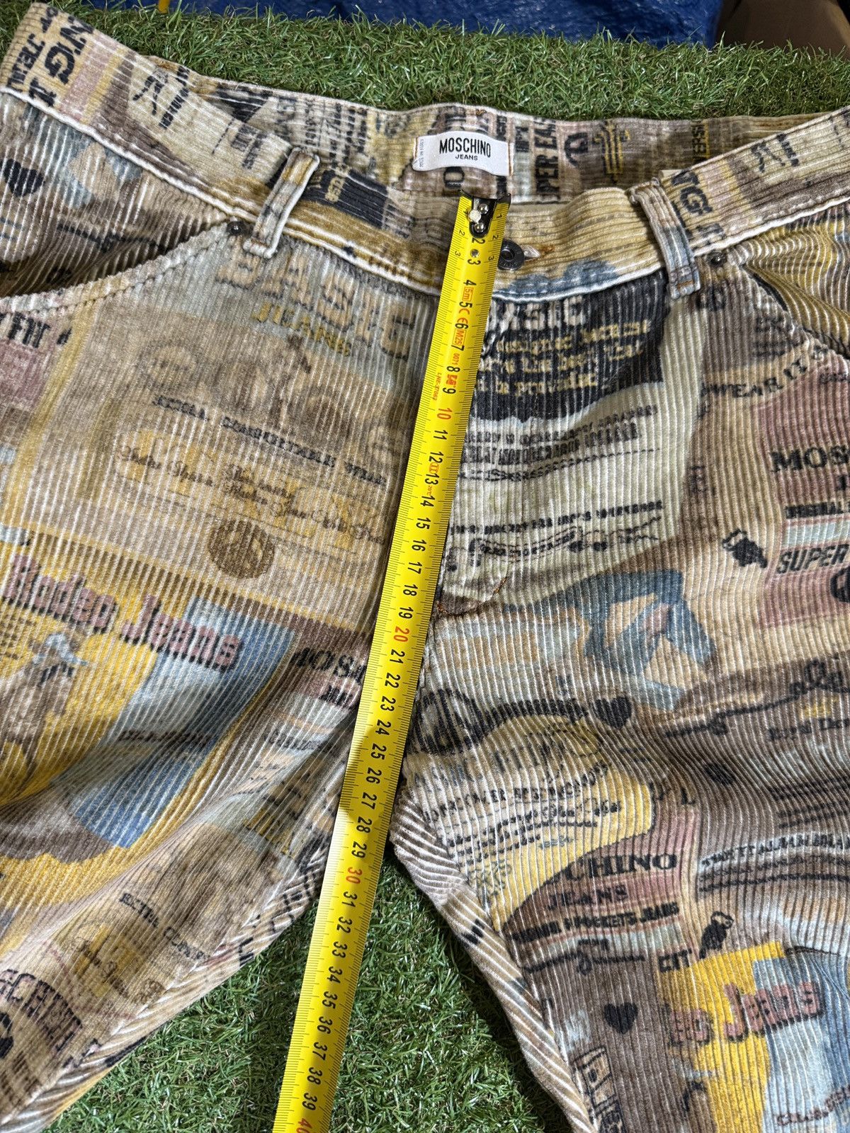 Moschino Moschino Jeans Newspaper Print Corduroy Pants Rare Size US 32 / EU 48 - 10 Thumbnail