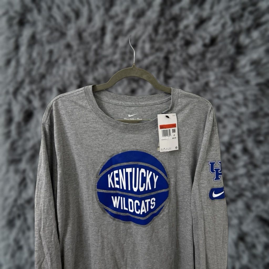 Nike Nike Kentucky Wildcats Shirt Mens L Gray L/S Crew Neck UK Swoosh Logo NWT College Football Basketball Size US L / EU 52-54 / 3 - 1 Thumbnail
