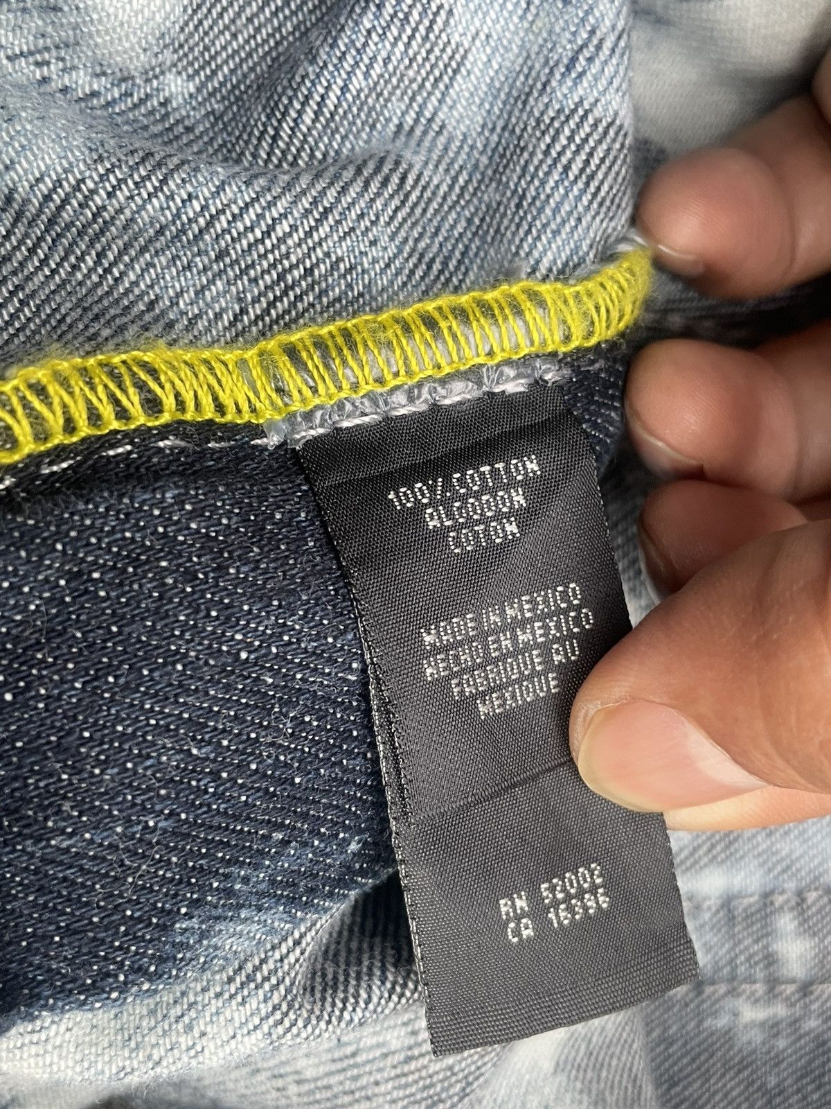 DKNY × Designer DKNY Bleach & Distresed Denim Size US 40 / EU 56 - 13 Thumbnail