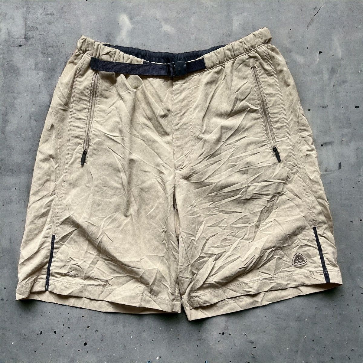 Nike ACG × Vintage Vintage Y2K Nike ACG Shorts Size US 30 / EU 46 - 1 Thumbnail