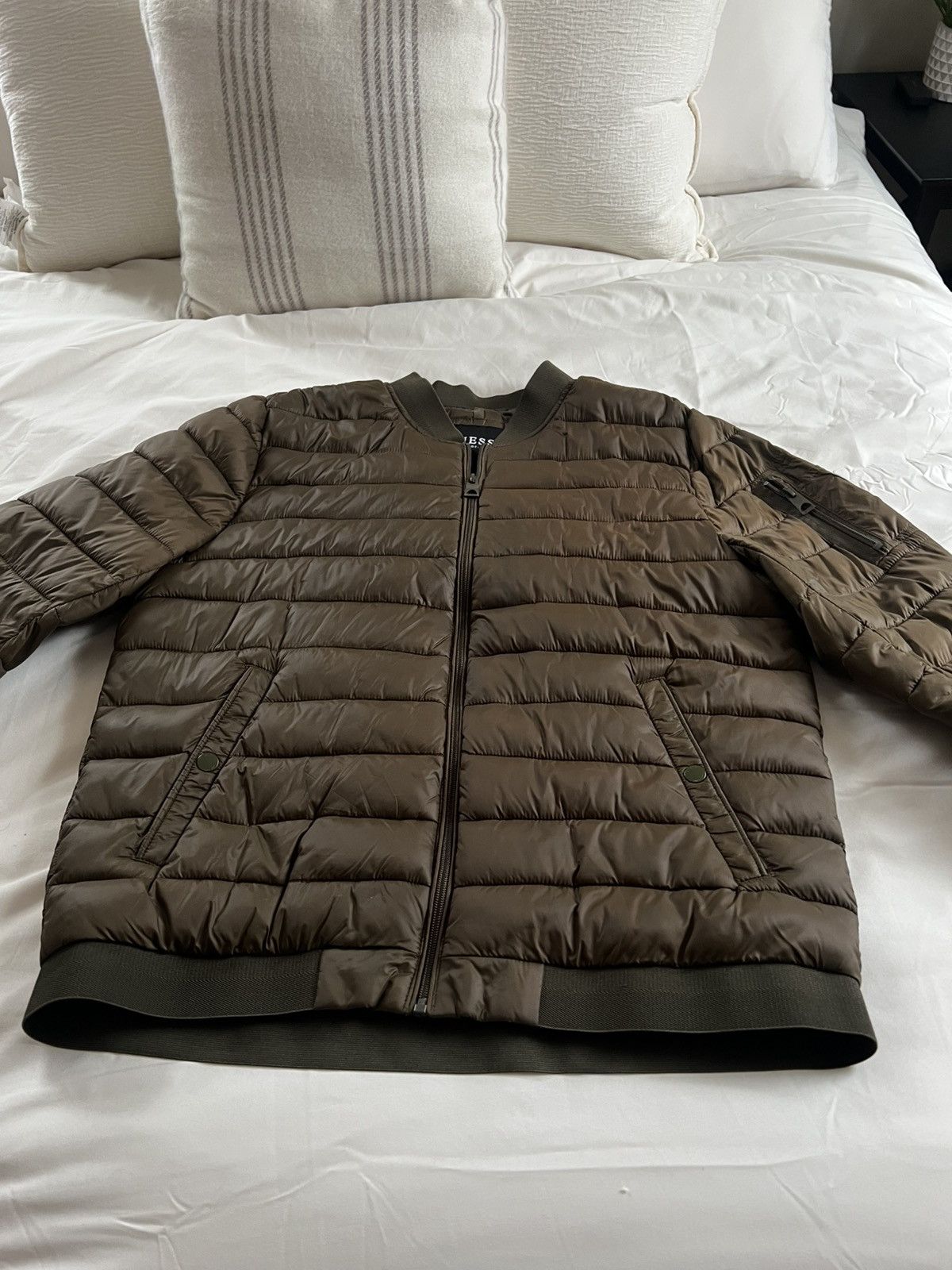 Guess Guess Bomber / Puffer Jacket Size US L / EU 52-54 / 3 - 2 Thumbnail