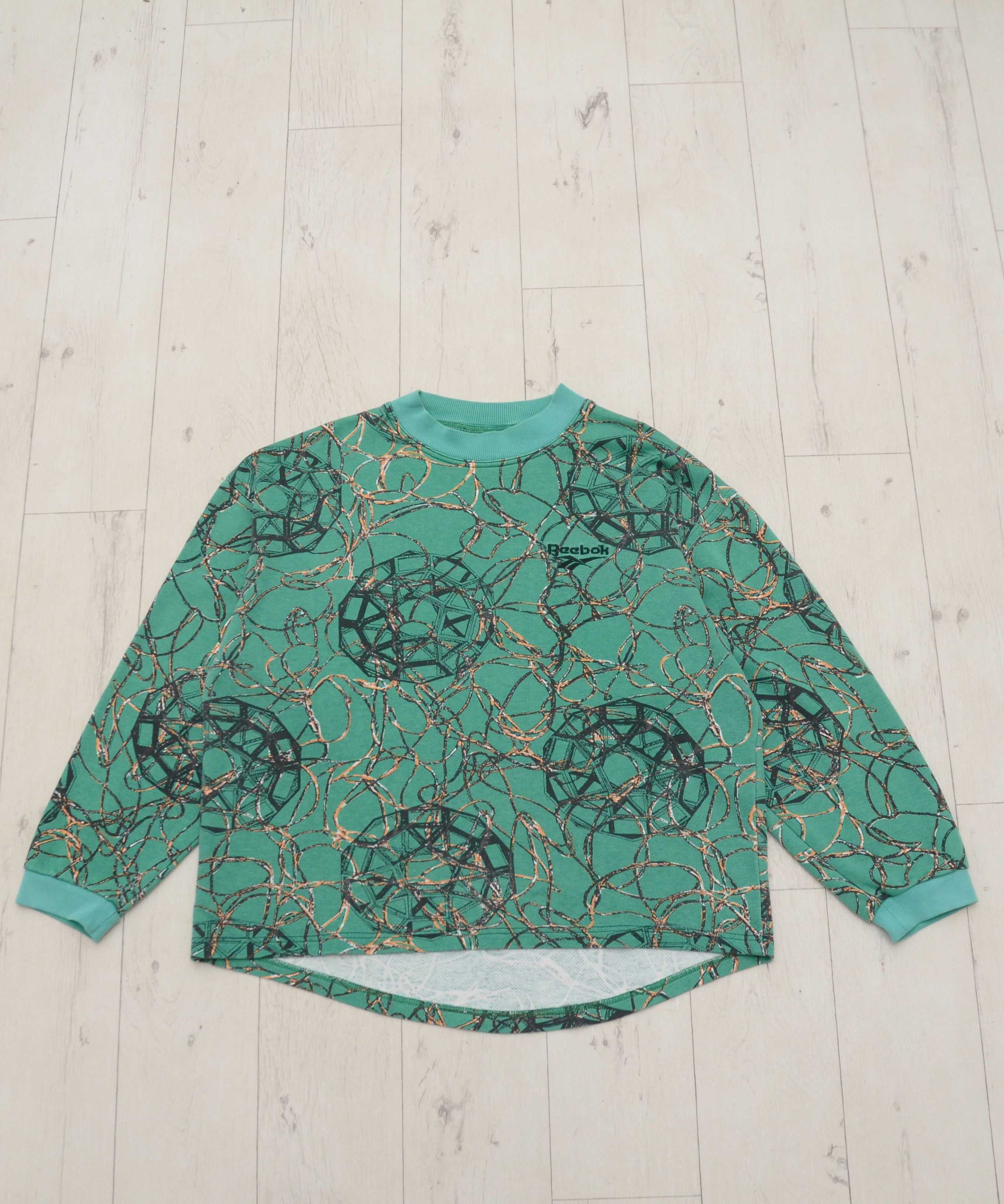 Reebok Vintage Reebok Sweatshirt Abstract Green Star Chain Pattern Size US L / EU 52-54 / 3 - 1 Thumbnail
