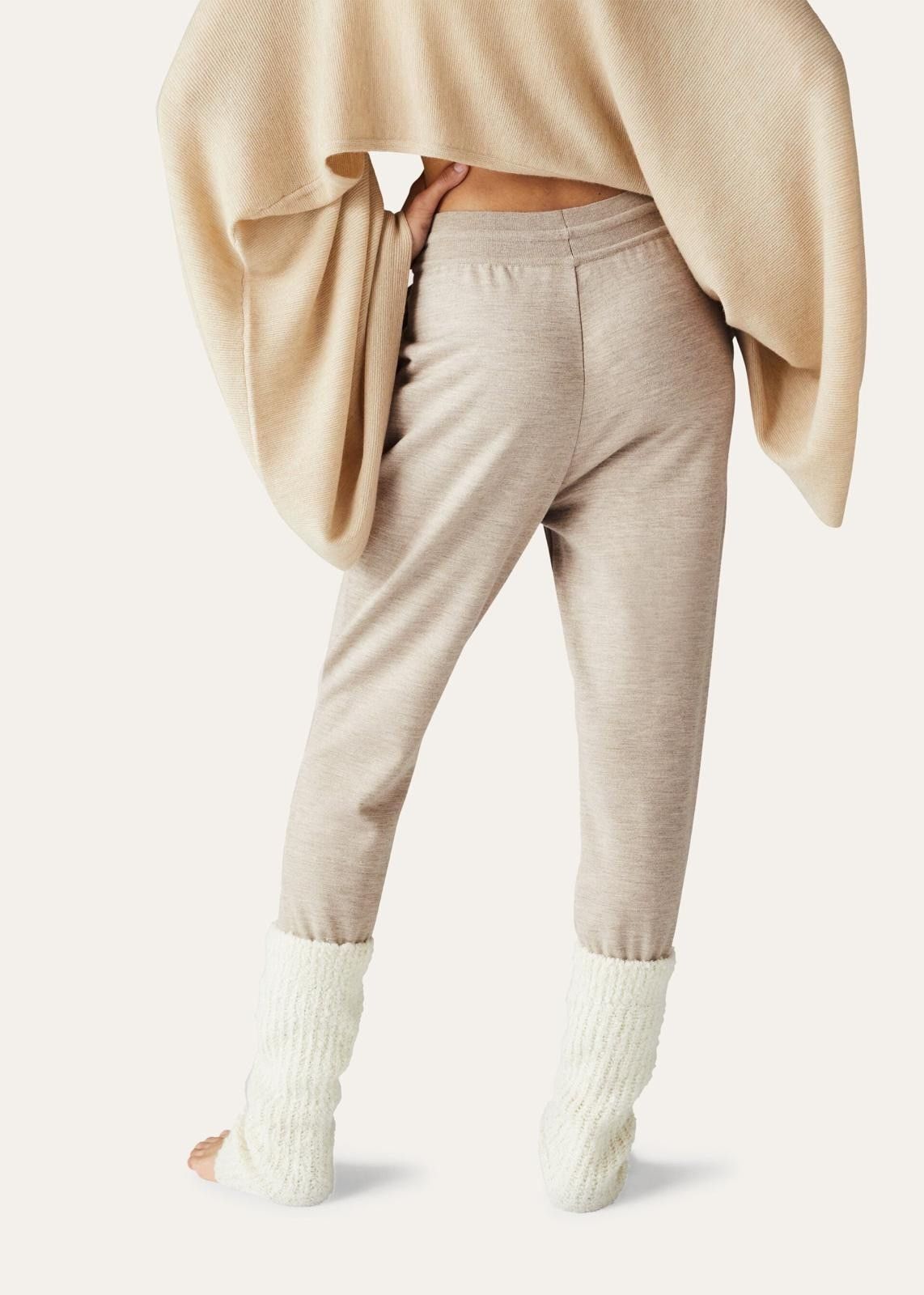 Loro Piana o1srvl11e1024 Cocooning Sweatpant in Beige Size 26" / US 2 / IT 38 - 3 Thumbnail