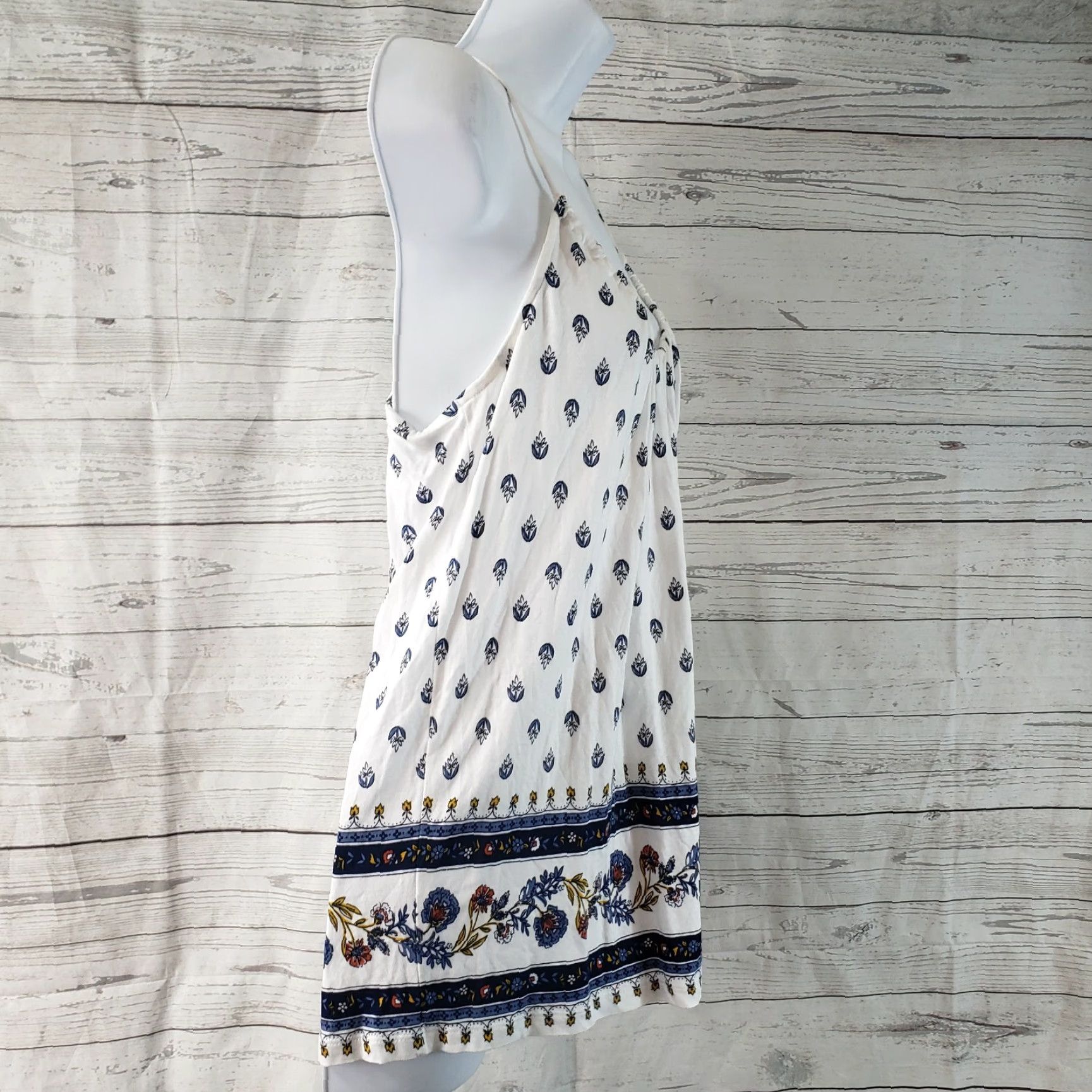 Old Navy Old Navy Womens Tank Top Sz Small Blue White Floral Rayon Size S / US 4 / IT 40 - 2 Thumbnail