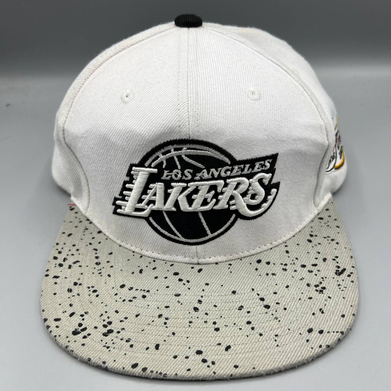 Mitchell & Ness Los Angeles Lakers Hat Men NBA Mitchell & Ness Snap Back Cap Size ONE SIZE - 1 Thumbnail