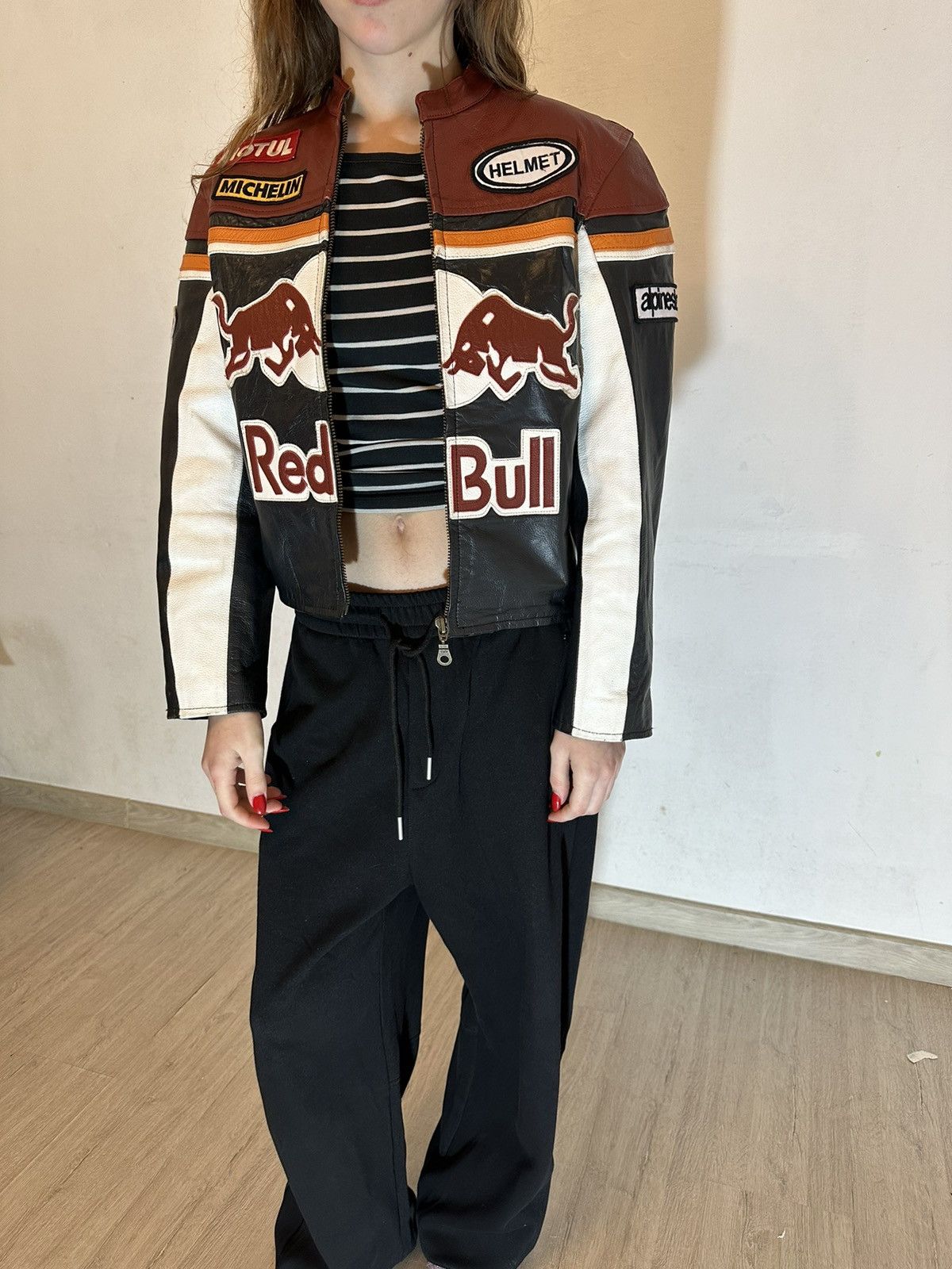 Vintage Crazy Vintage Red Bull Leather Jacket Size S / US 4 / IT 40 - 8 Thumbnail
