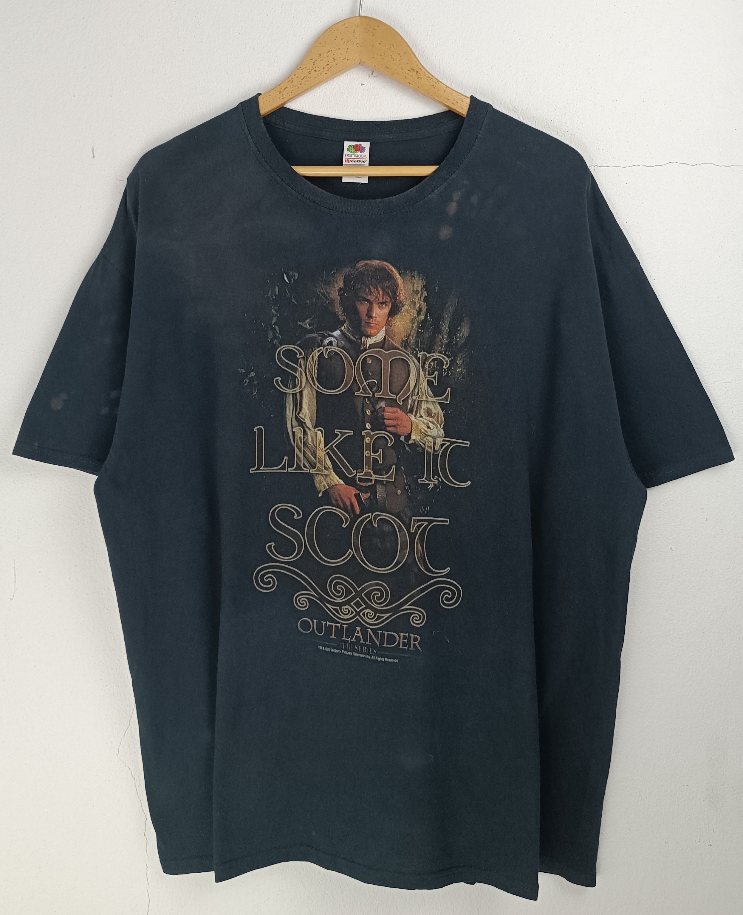 Vintage VINTAGE FADED OUTLANDER THE SERIES TEE CROWN BRIDGERTON Size US XL / EU 56 / 4 - 3 Thumbnail