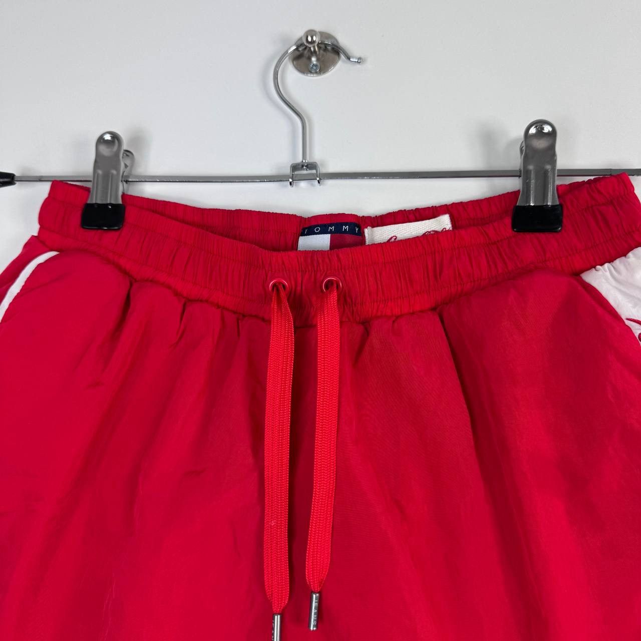 Tommy Jeans Tommy Jeans Coca Cola Womens Shorts Red Athletic Running S Size 32" / US 10 / IT 46 - 2 Thumbnail