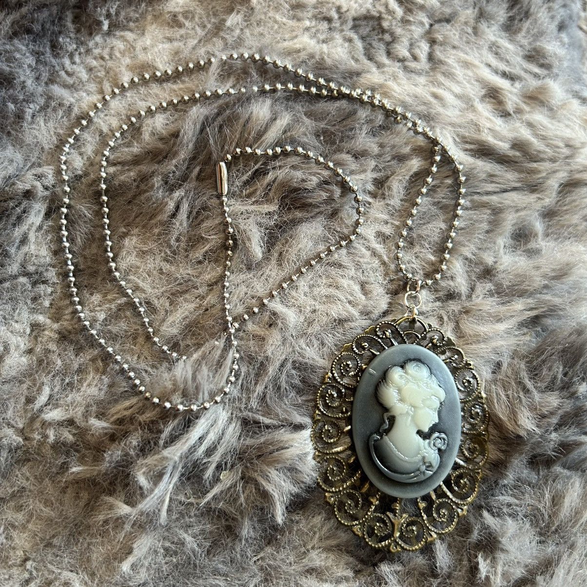 Handmade Handcrafted opalescent resin cameo brass filigree necklace Size ONE SIZE - 8 Thumbnail