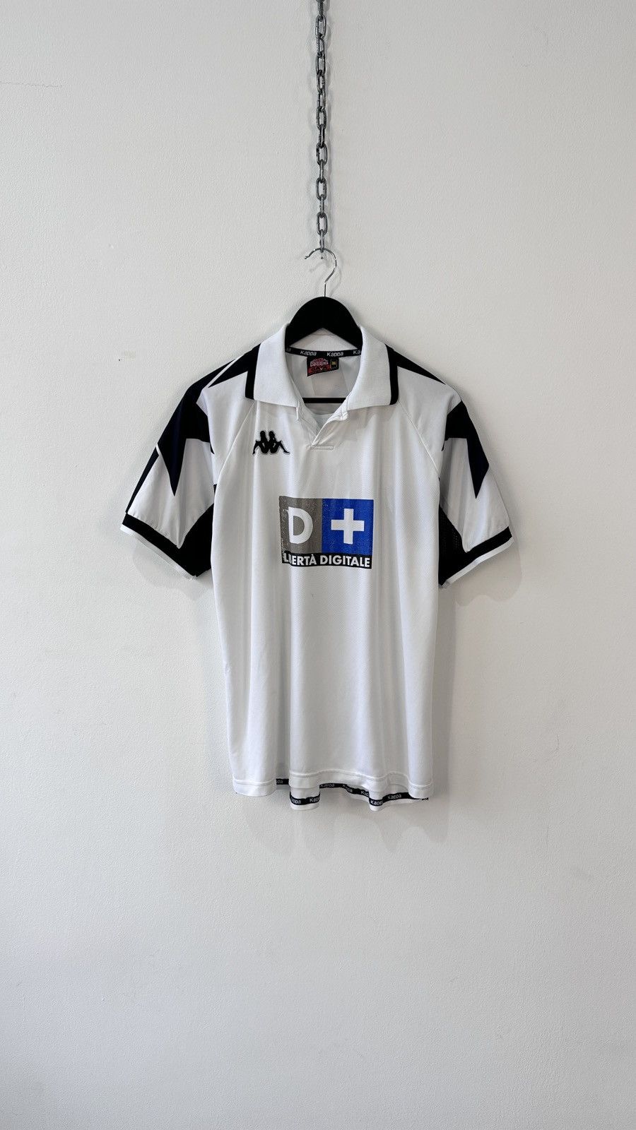 Kappa Vintage Juventus 1998-99 Away Shirt Kappa D+ Jersey Size M Size US M / EU 48-50 / 2 - 1 Thumbnail