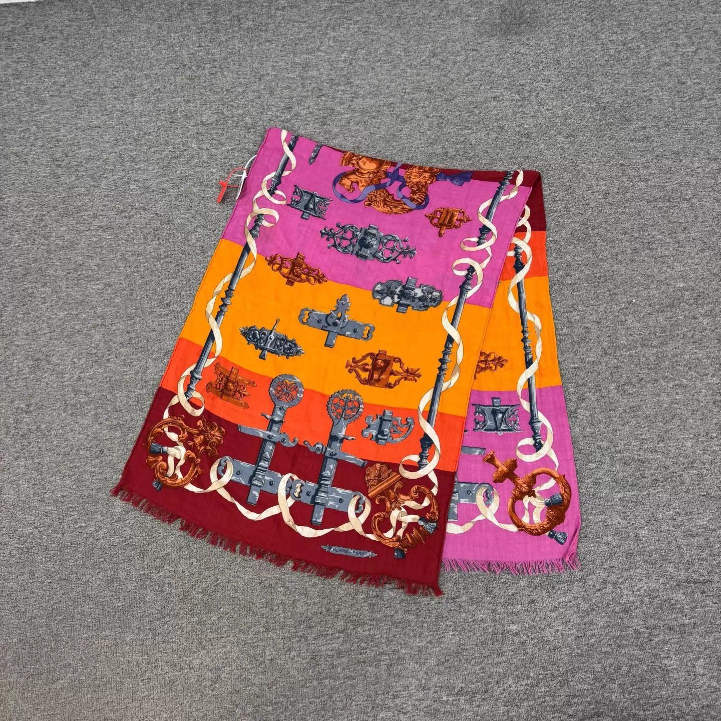 Hermes Hermes Saddle Lock Dopamine Cashmere Silk Scarf 99 New Size ONE SIZE - 1 Thumbnail