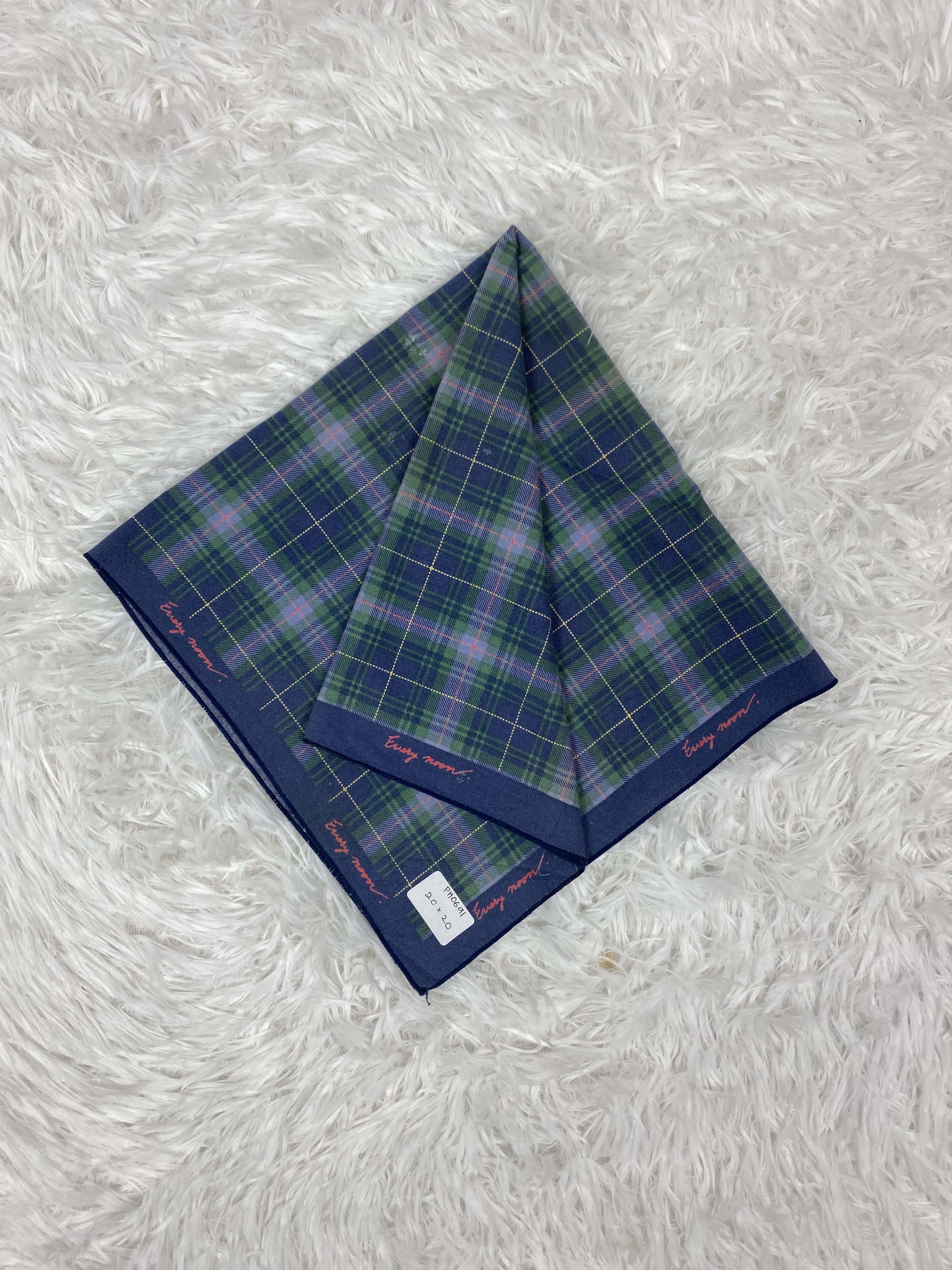 Vintage Vintage Japanese Brand Handkerchief Neckerchief PH0691 Size ONE SIZE - 1 Thumbnail