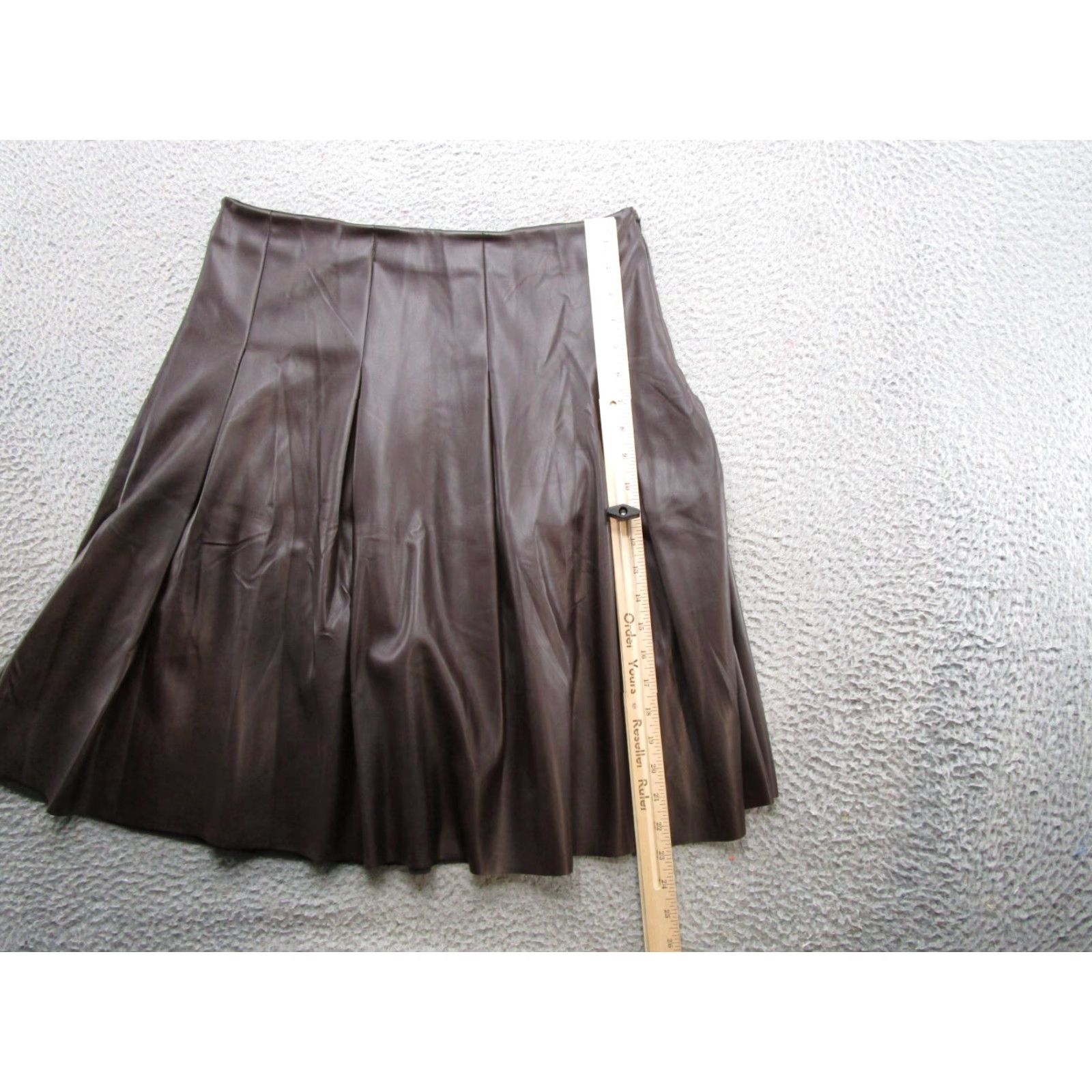 Nanette Lepore Nanette Lepore Vegan Leather Skirt Pleated Size M High Waist Knee Brown Size 32" / US 10 / IT 46 - 5 Thumbnail