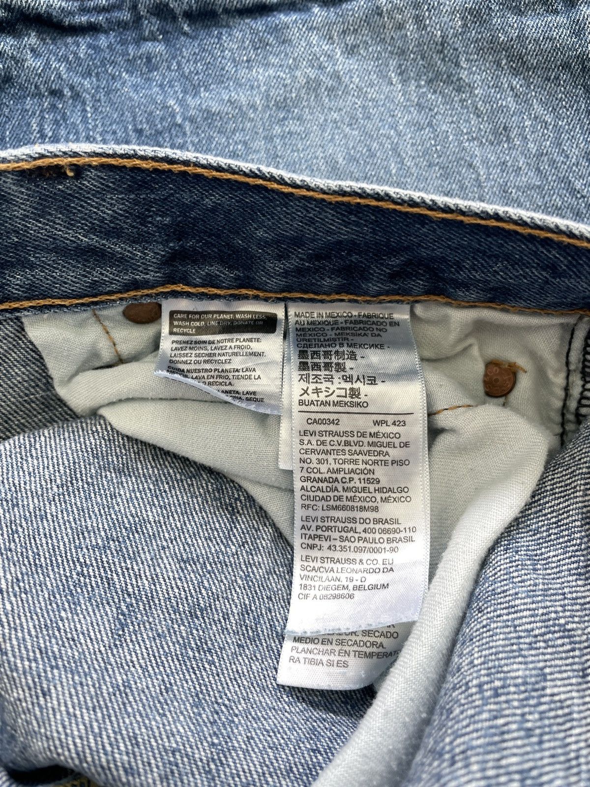 Levi's Levi’s 505 “Regular Fit” Casual Denim Shorts (Sz. 29) Size US 29 - 6 Thumbnail