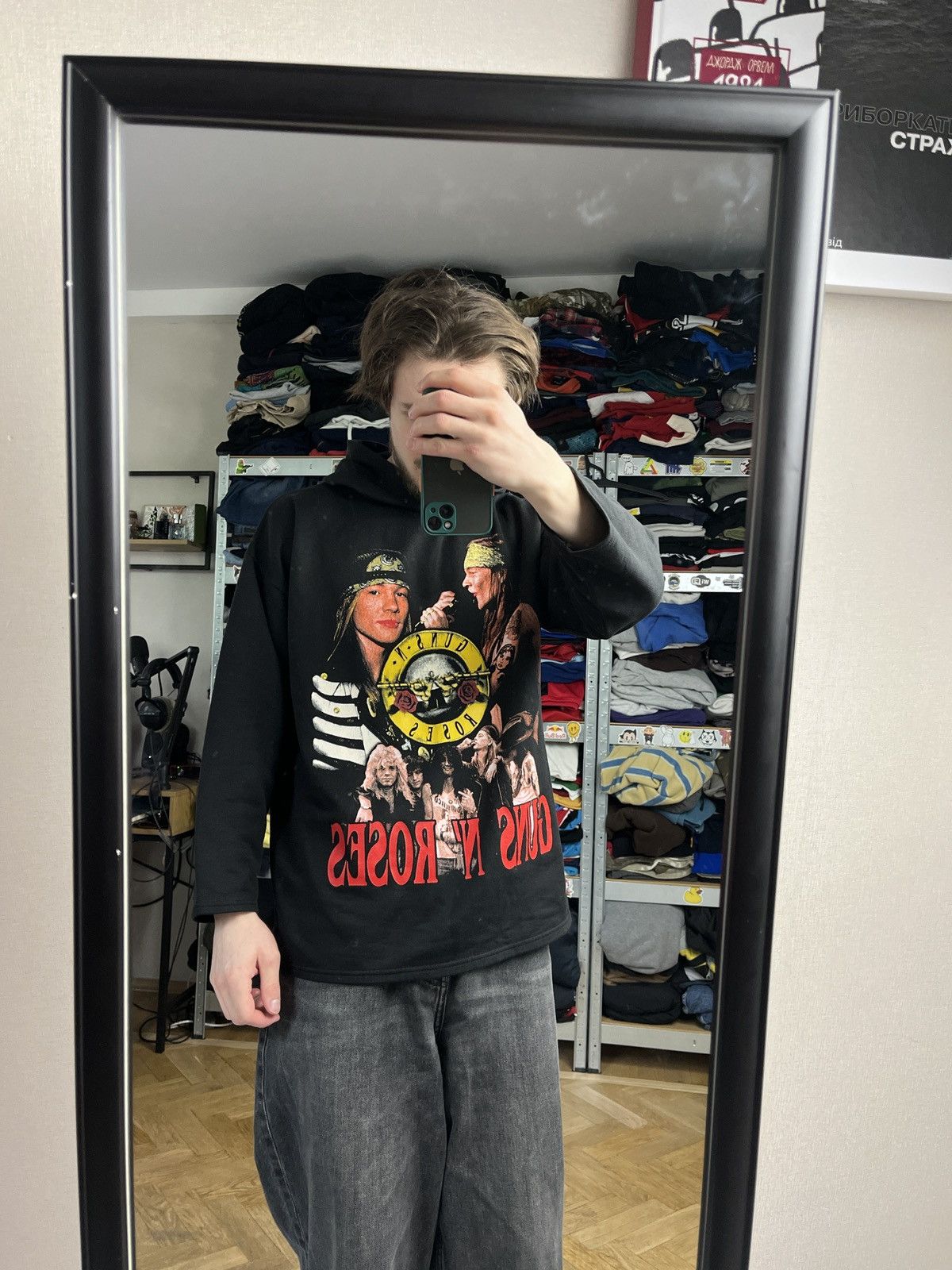 Band Tees Guns N’ Roses Crazy Big Logo Print Hoodie Rare Band Tee Y2k Size US XL / EU 56 / 4 - 2 Thumbnail