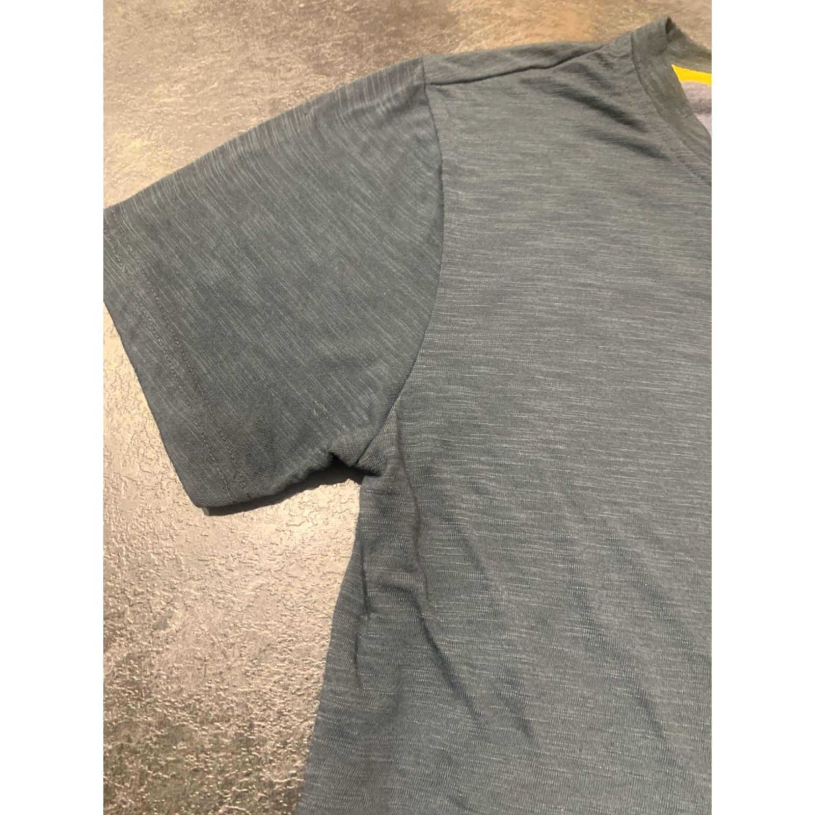 Vintage VINTAGE Reverse Henley Shirt Men Small Reversible Green Gray'urgence Size US S / EU 44-46 / 1 - 4 Thumbnail