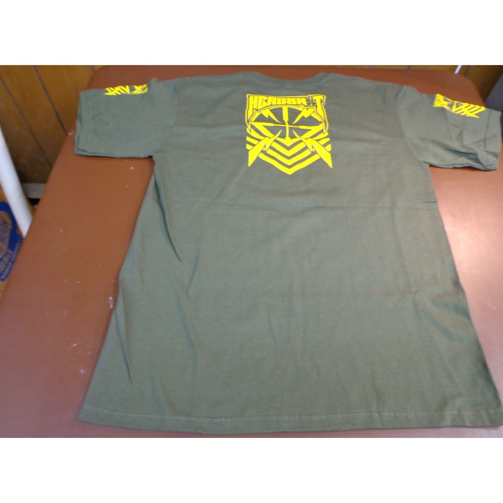 J Brand Headshot Brand Clothing T Shirt Military Green Graphic Crew Neck Short Sleeve Medium M20 Mens Green M Shirt Size US M / EU 48-50 / 2 - 7 Thumbnail