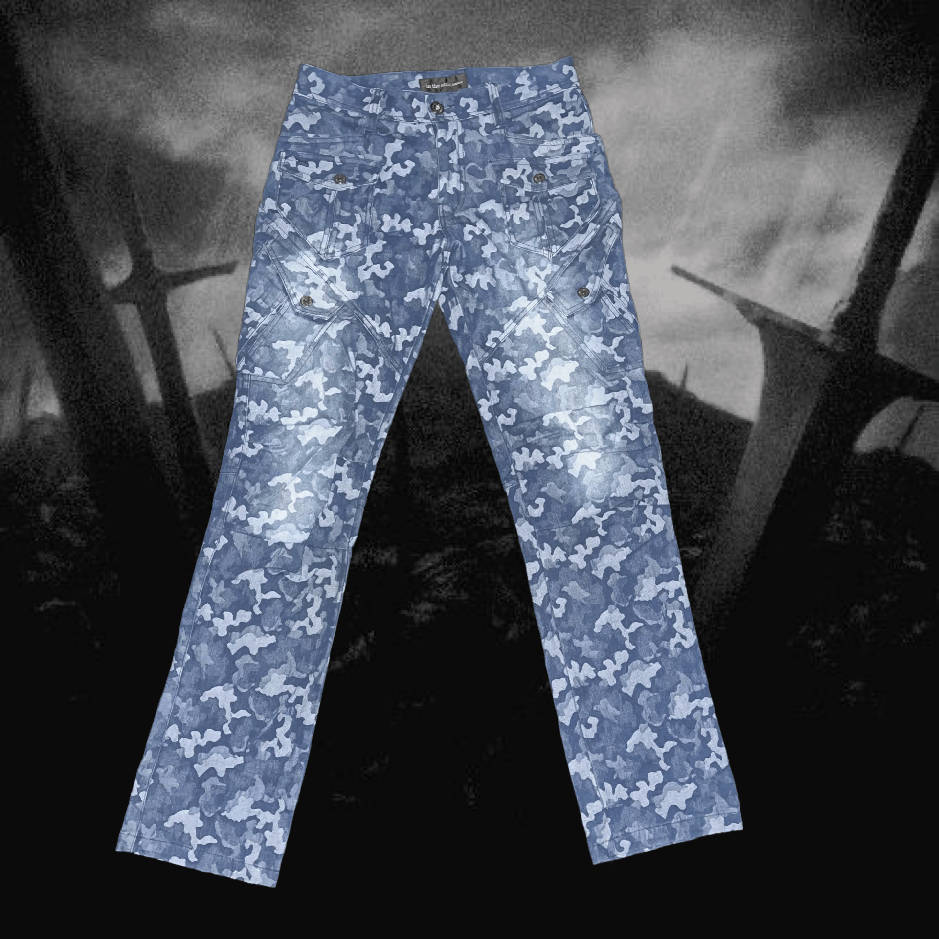 In The Attic in the attic Blue Camo Denim Jeans Size US 31 - 1 Thumbnail
