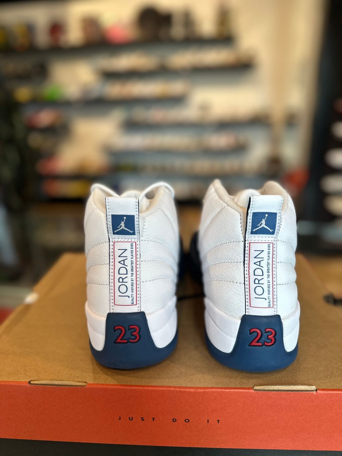 Jordan Brand Jordan 12 Retro French Blue 2025 DS OG Size US 11.5 / EU 44-45 - 3 Thumbnail