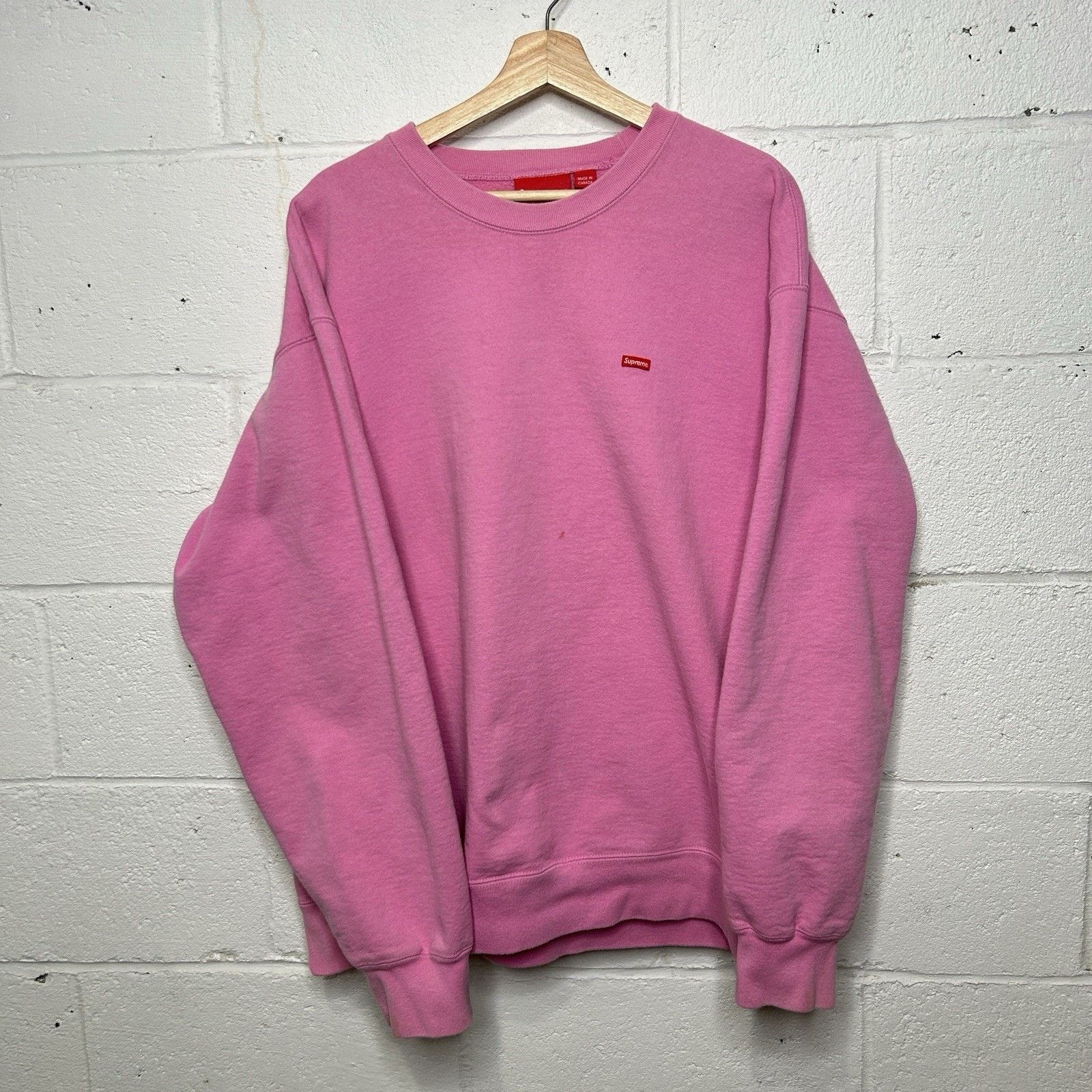 Supreme Supreme Small Box Logo Crewneck “Light Pink” SS22 Size US XL / EU 56 / 4 - 1 Thumbnail